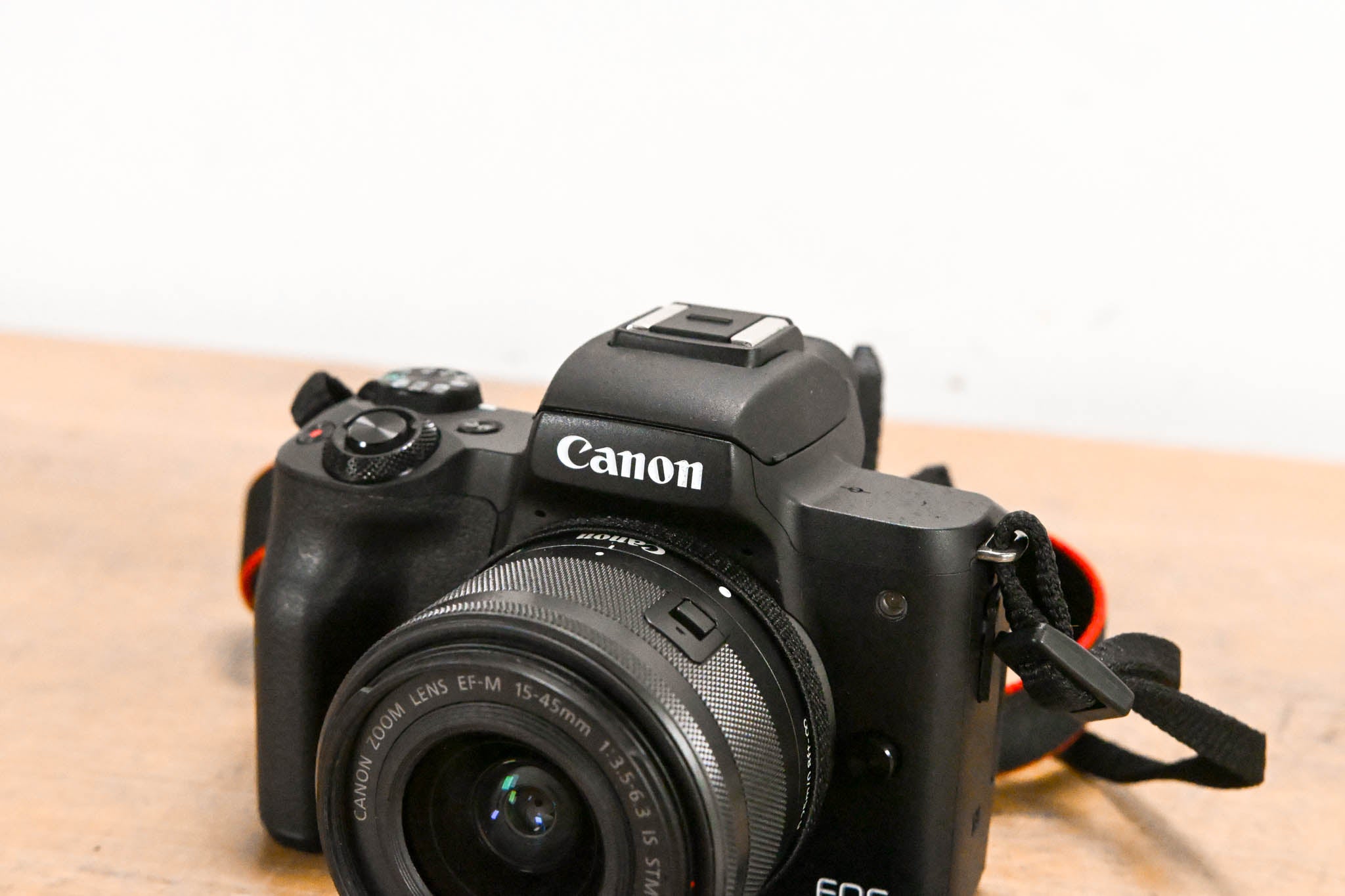 Canon EOS M50 Mirrorless Camera with EF-M 15-45mm f/3.5-6.3 IS STM Lens