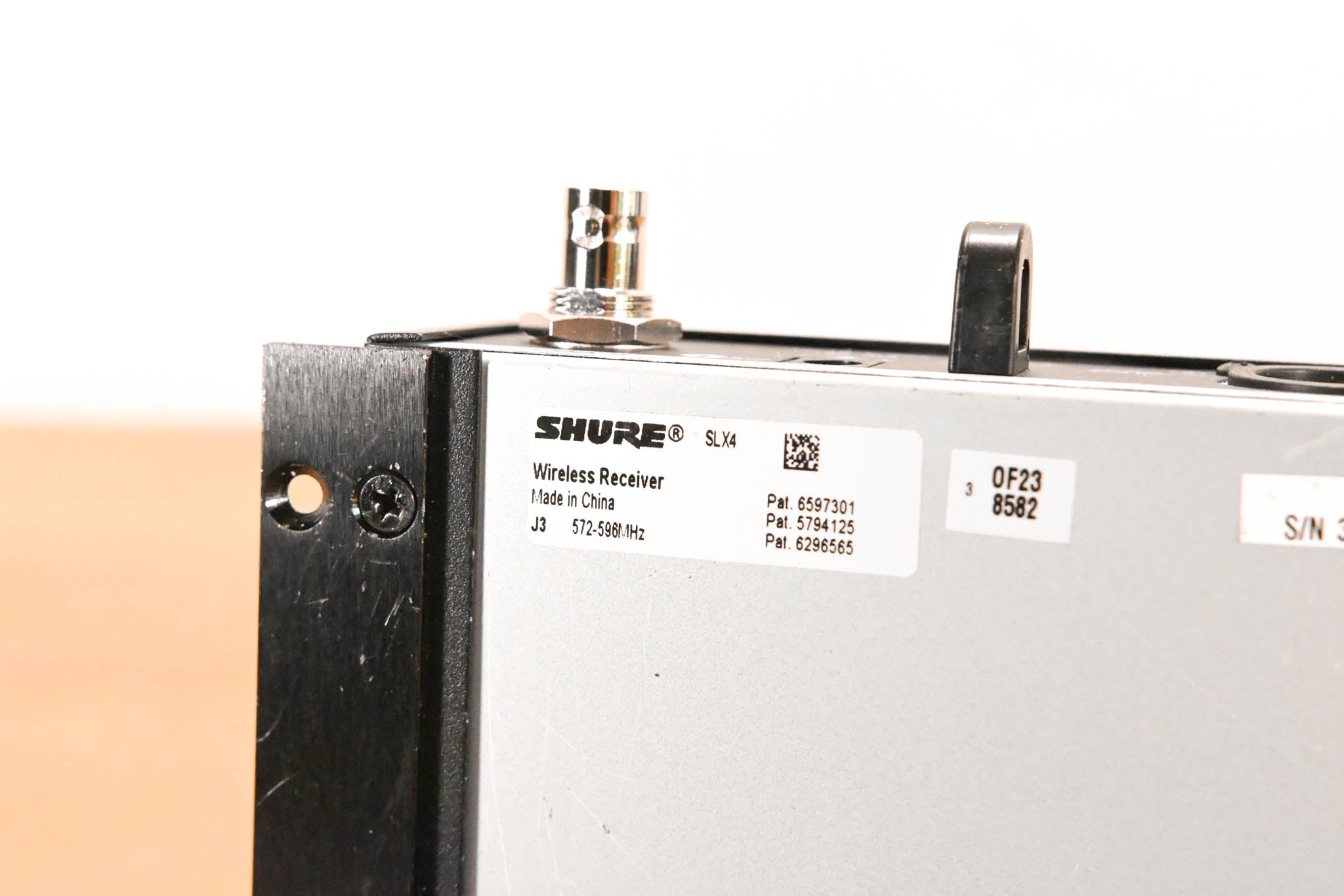 Shure SLX24/BETA58 Handheld Wireless System J3 572-596 MHz (NO PSU)