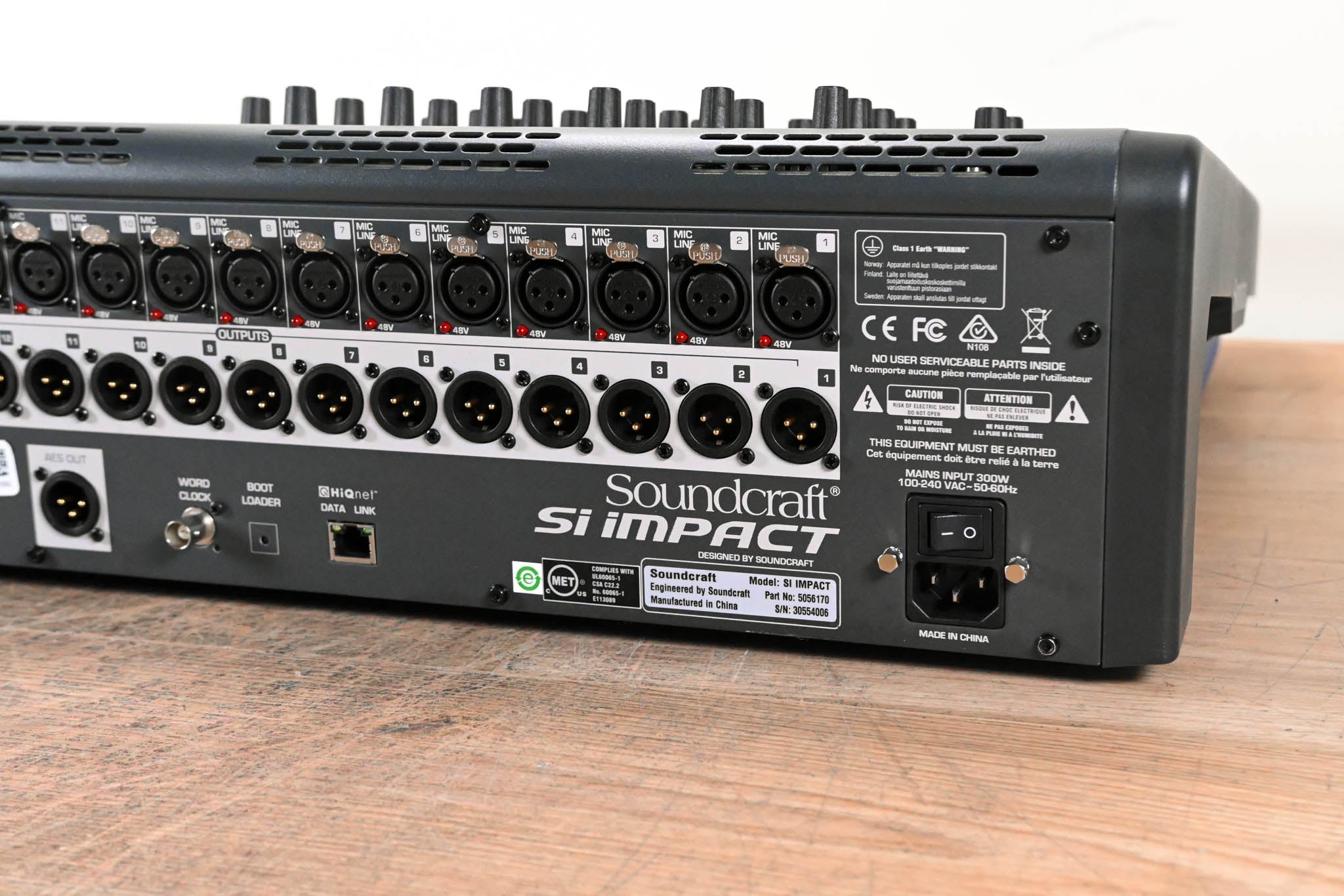 Soundcraft Si Impact 40-Input Digital Mixing Console