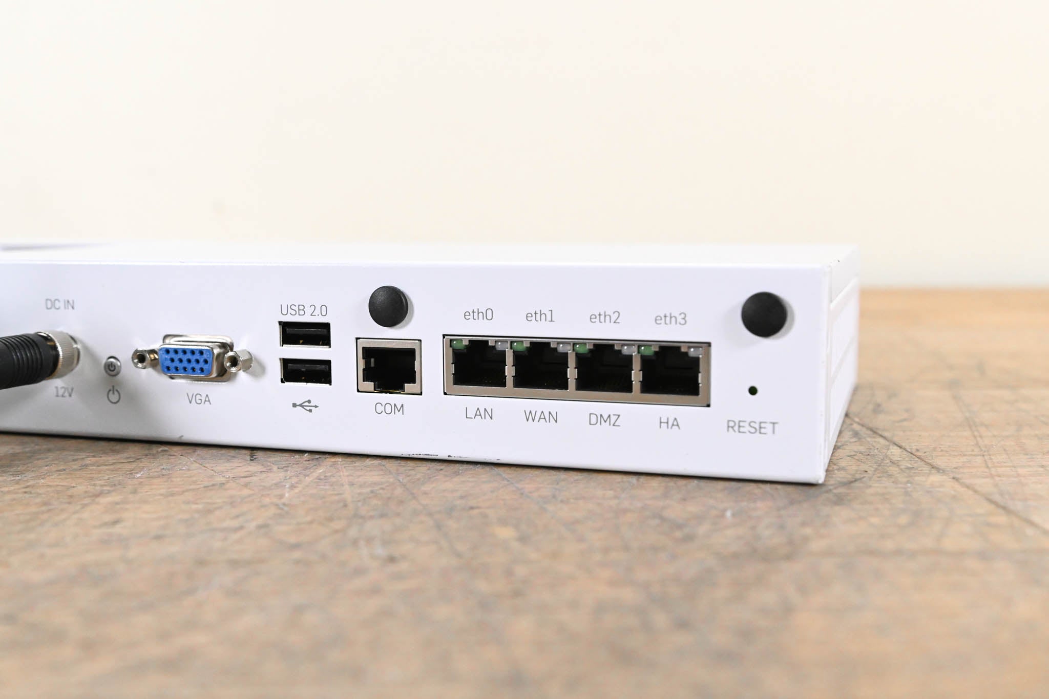 Sophos SG-115 Desktop Firewall Appliance