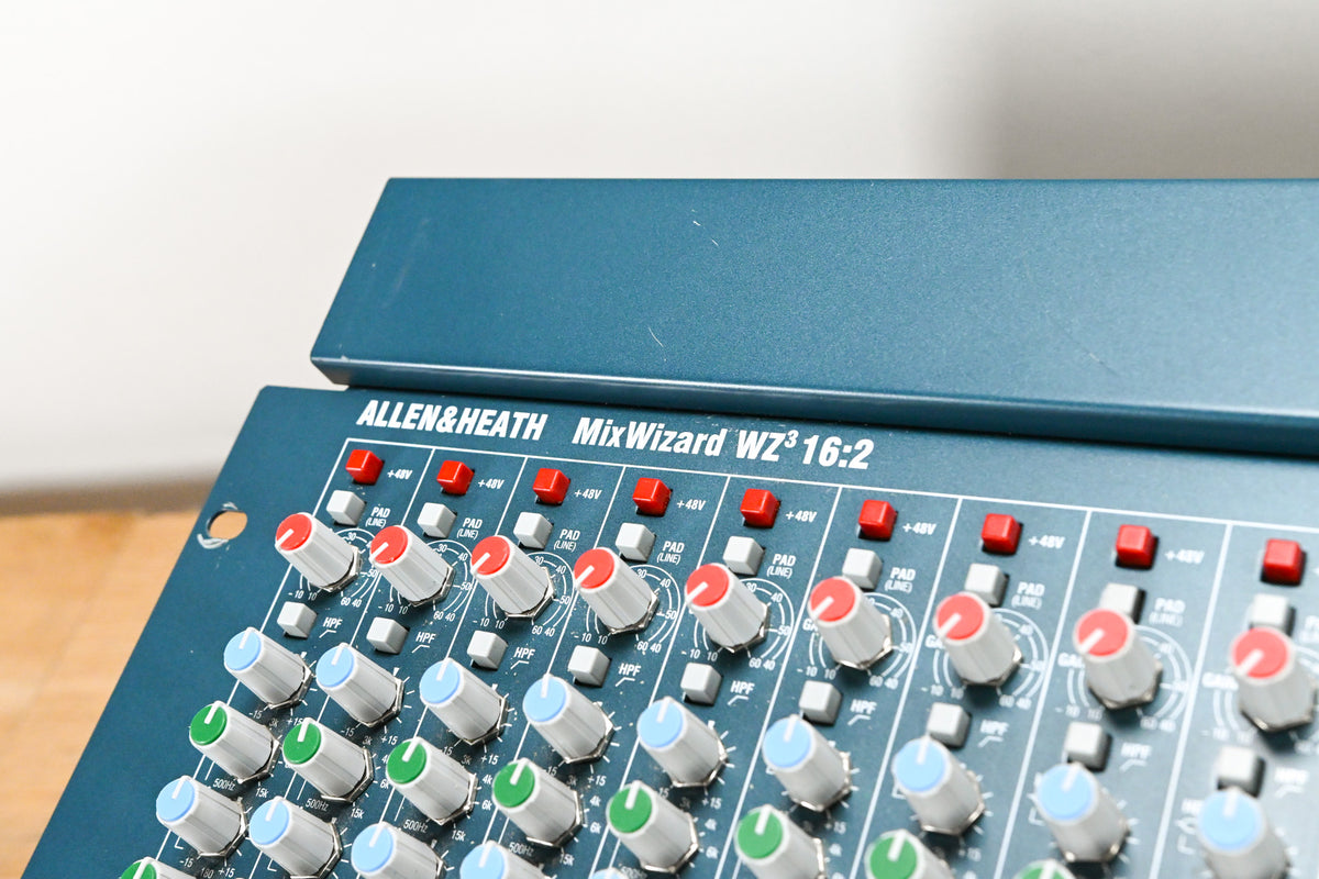 Allen & Heath MixWizard WZ3 16:2 16-Channel Analog Mixer