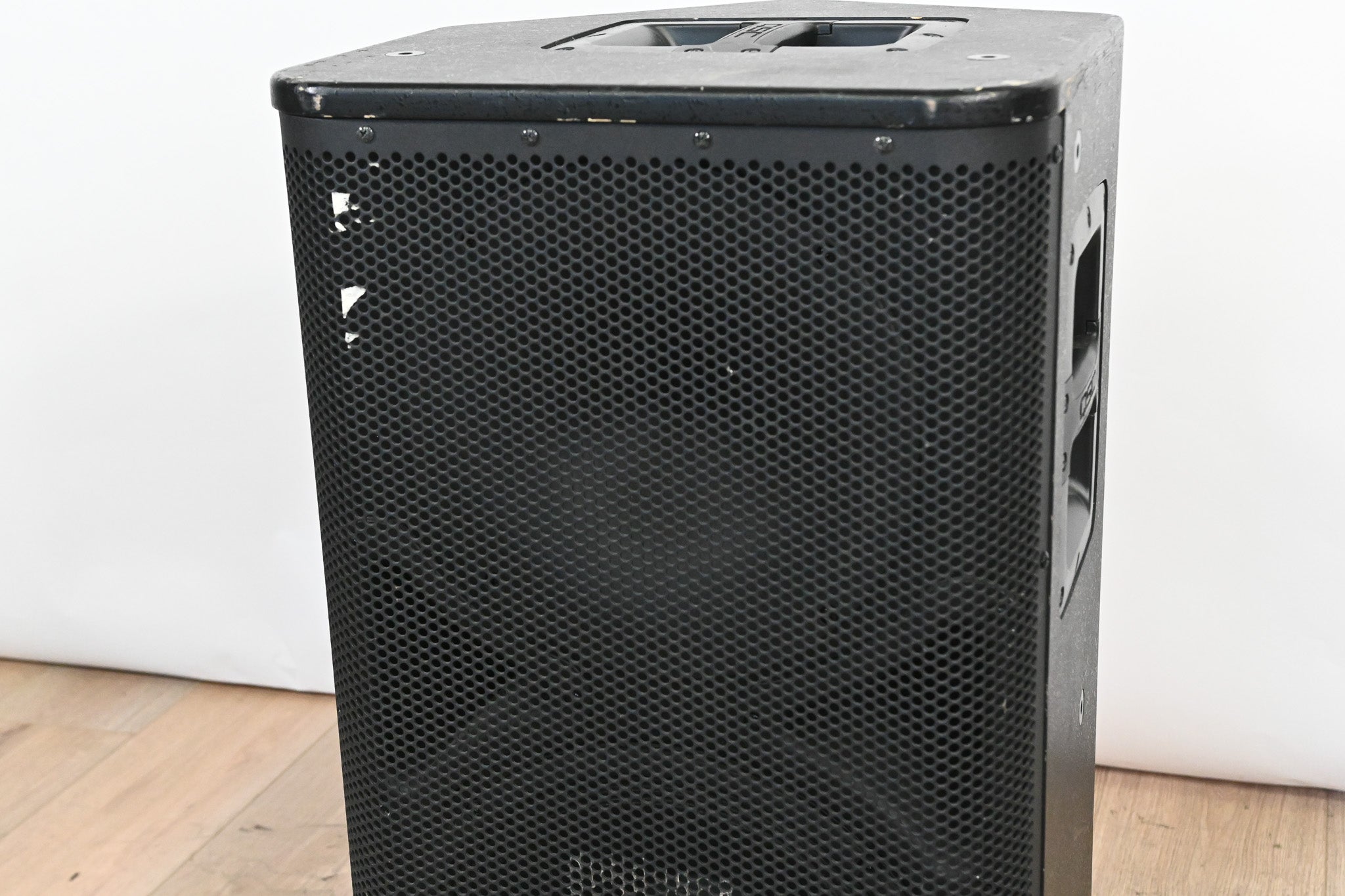 QSC HPR122i 12-inch Two-Way Powered Loudspeaker