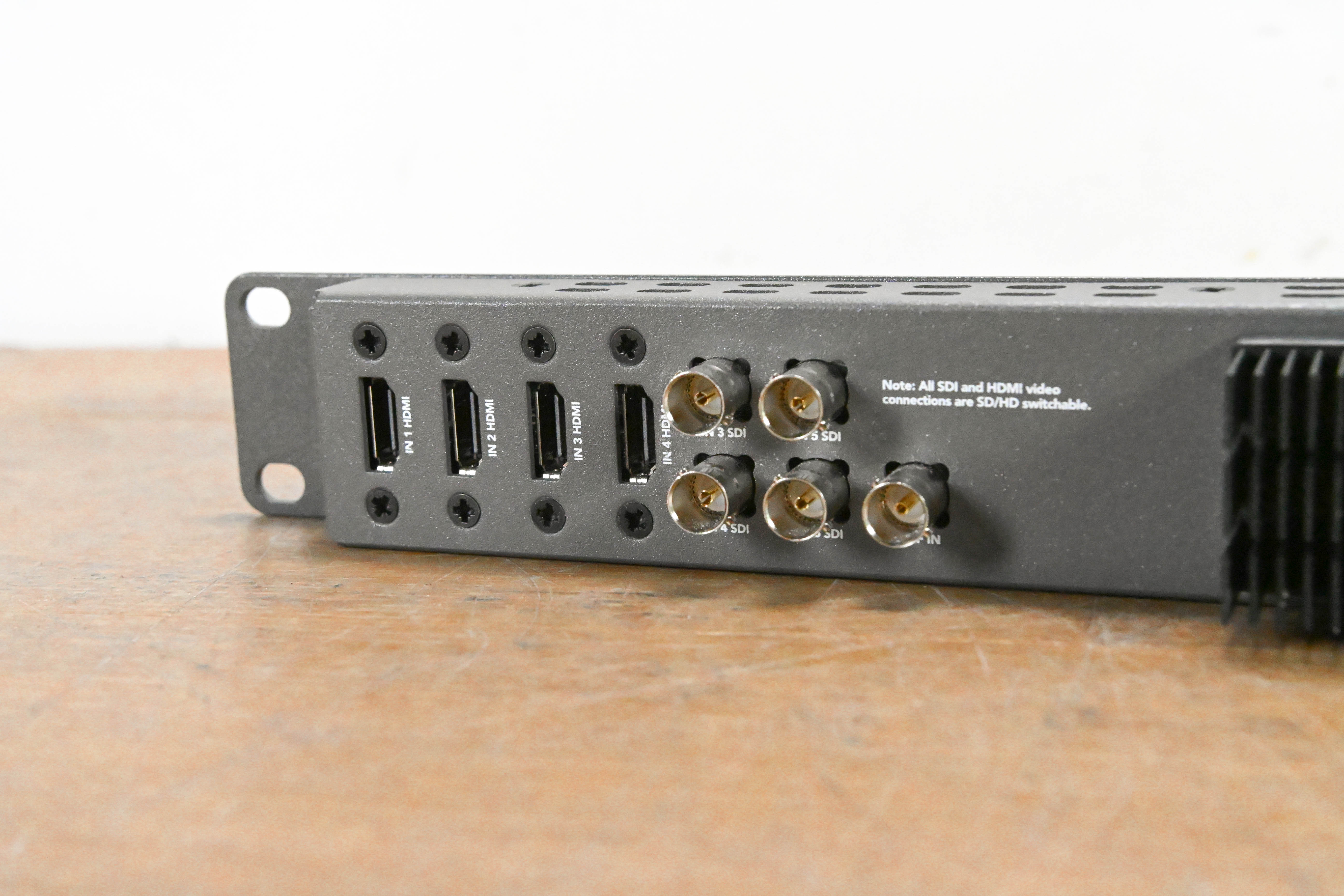 Blackmagic Design ATEM Television Studio (NO POWER SUPPLY)