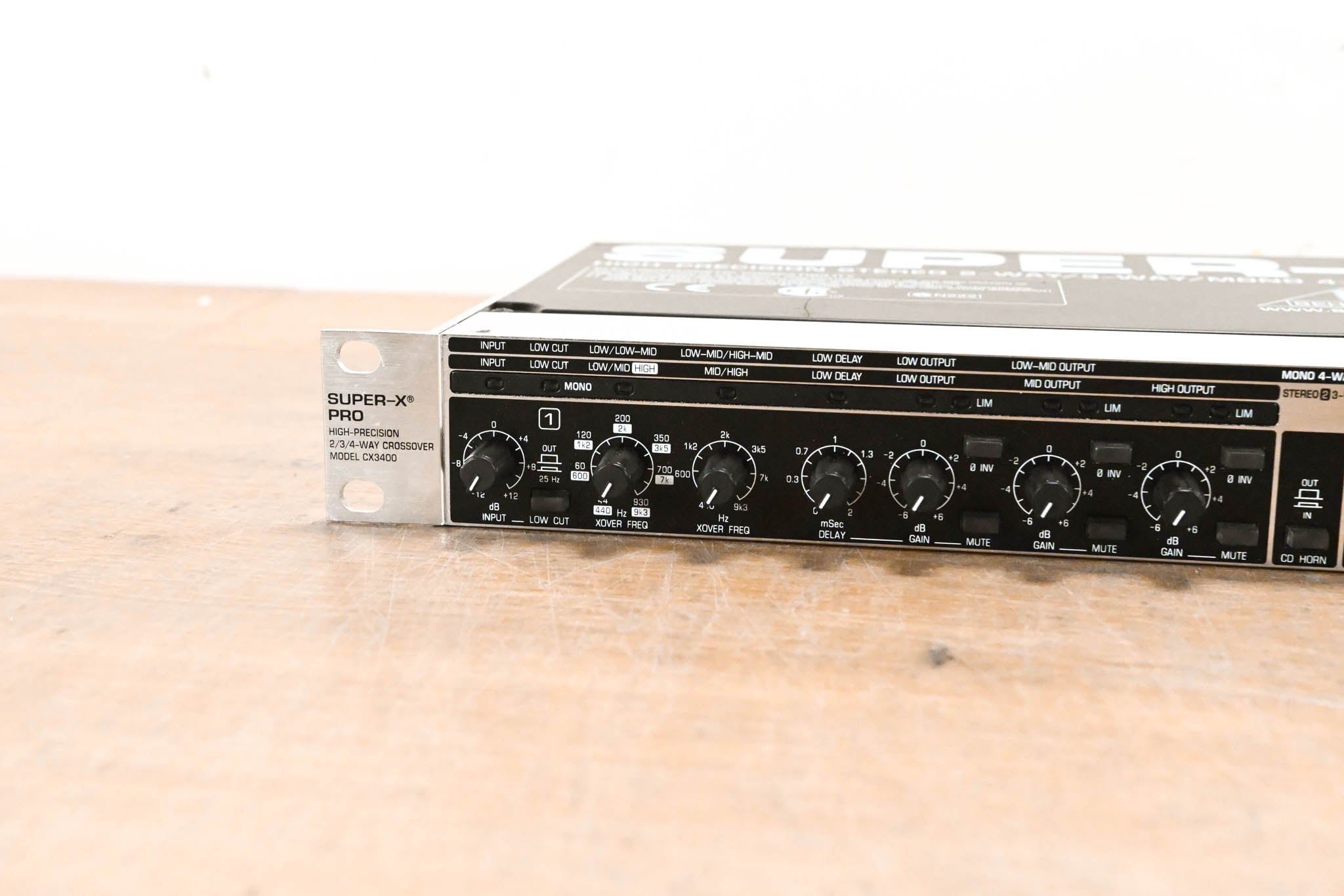 Behringer SUPER-X PRO CX3400 Multi-Channel Crossover With Limiters