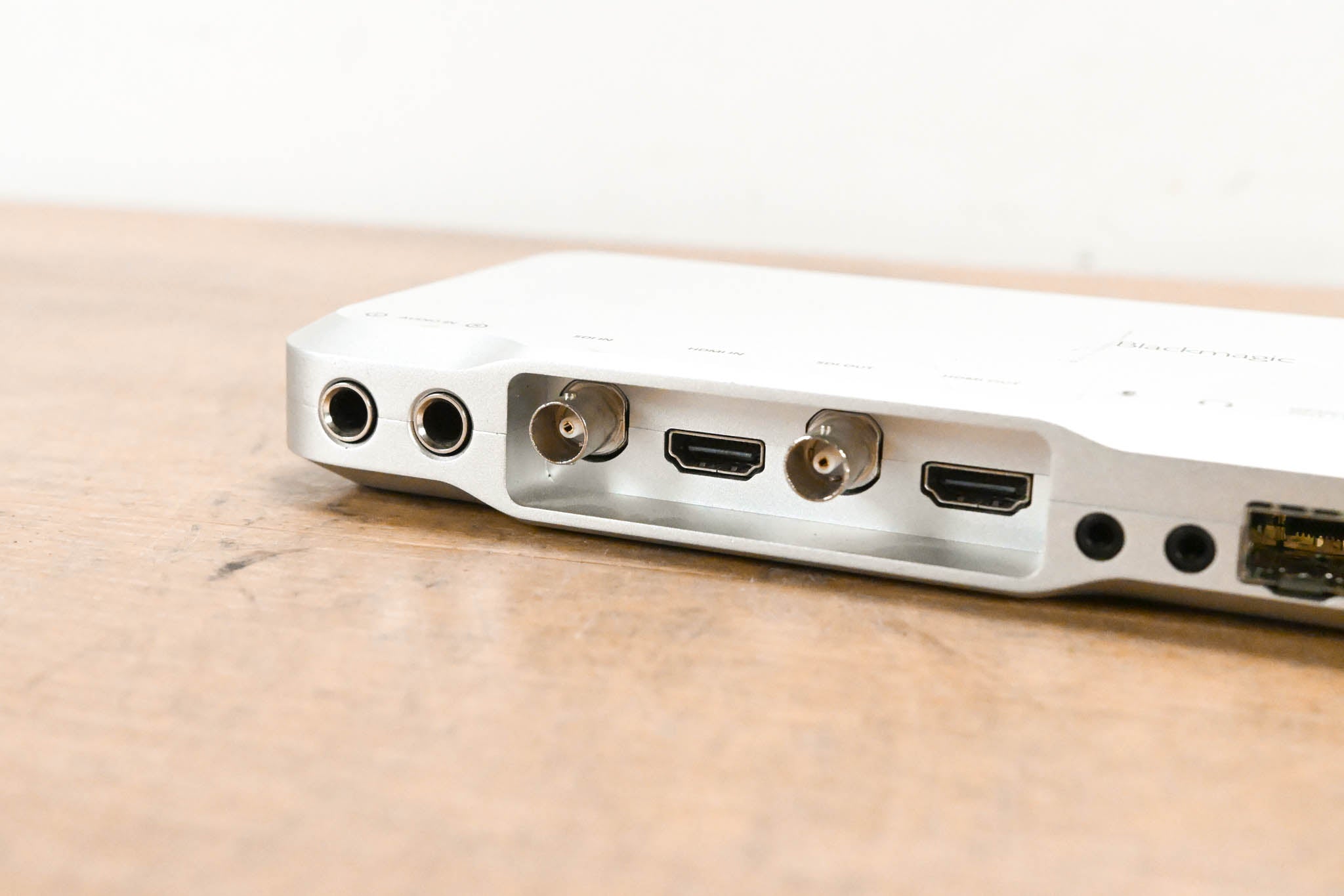 Blackmagic Design ATEM Camera Converter (NO POWER SUPPLY)
