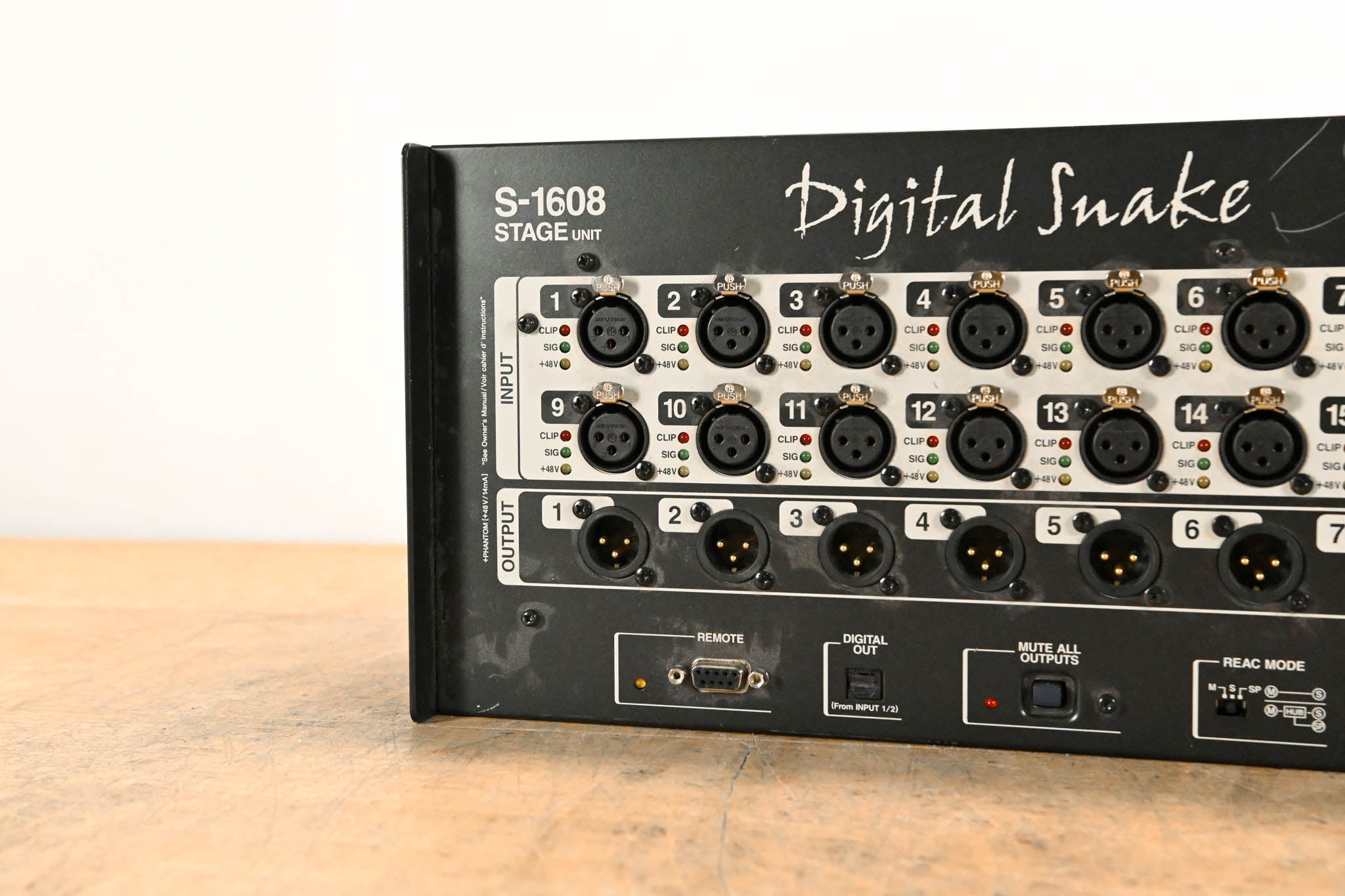 Roland S-1608 16 x 8 Stage Unit