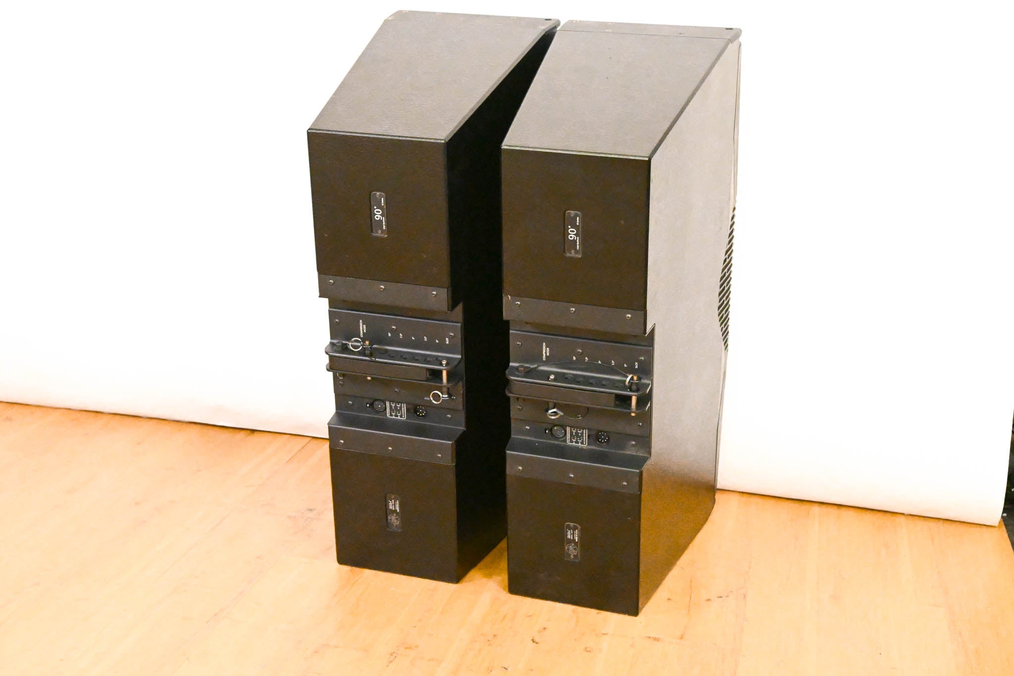 Clair Bros i212-i Dual 12" Install Line Array Speakers 90° (PAIR)