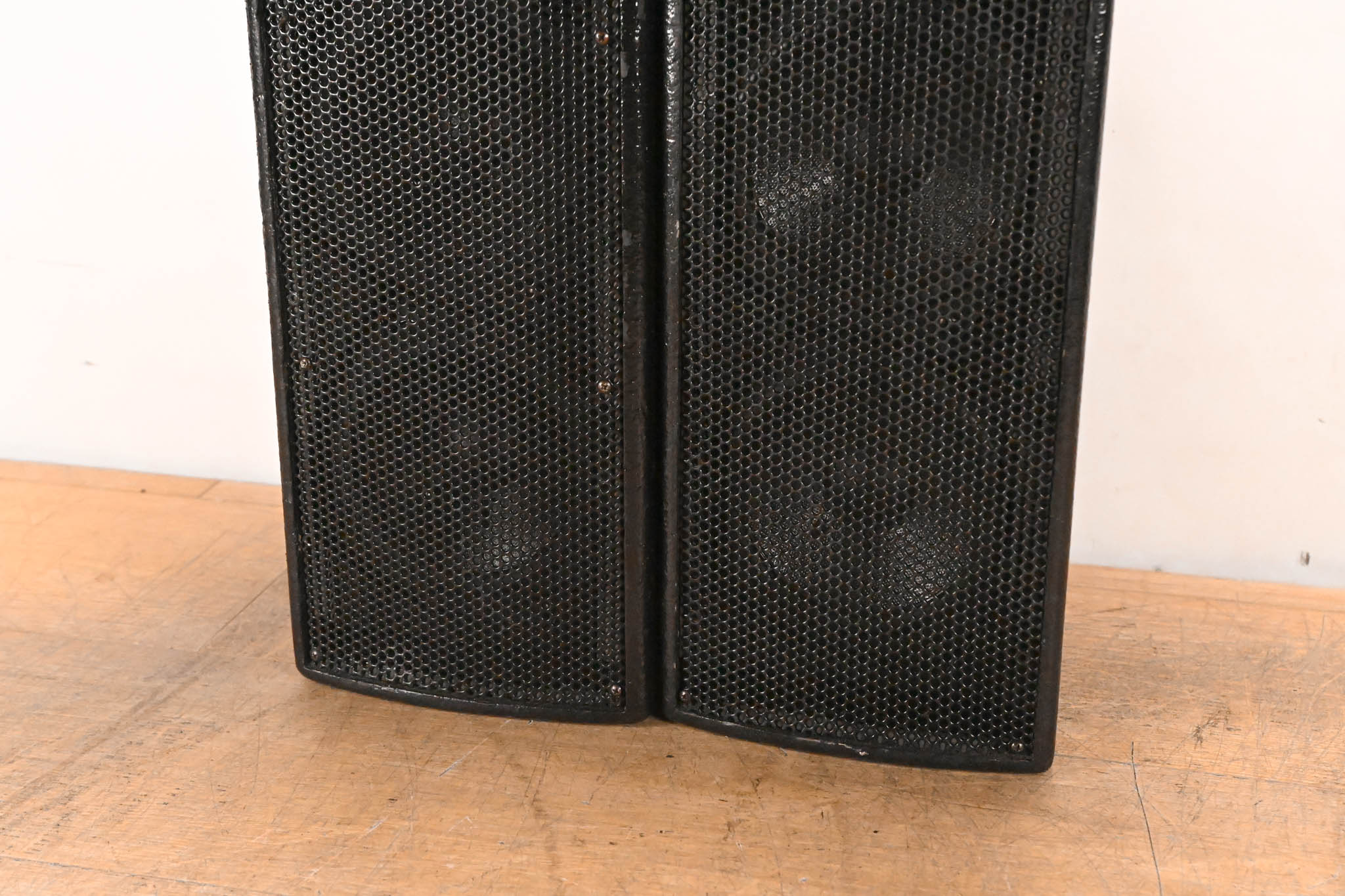 EAW JF50s Compact 2-Way Full Range Passive Loudspeaker (PAIR)