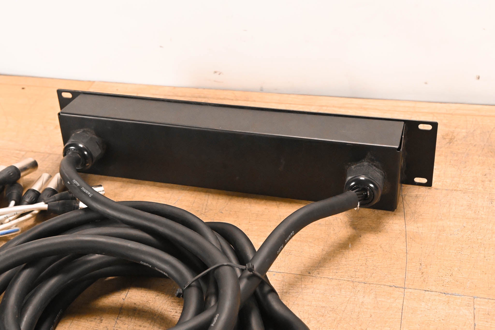Seismic Audio SARMSS-16X1515 - 16-CH XLR TRS Combo Splitter Snake Cable