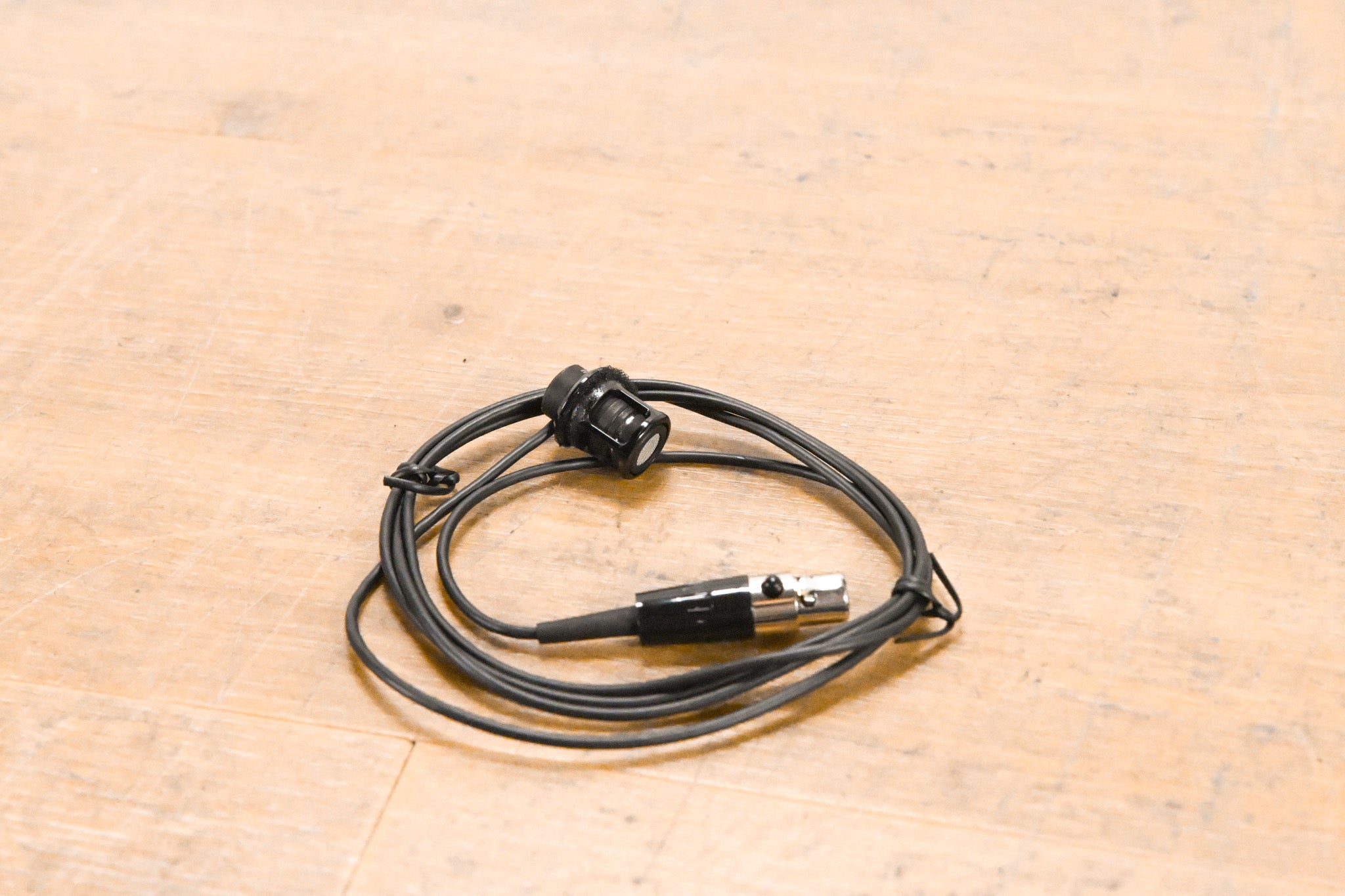 Shure WL184 Supercardioid Lavalier Microphone with TA4F Connector