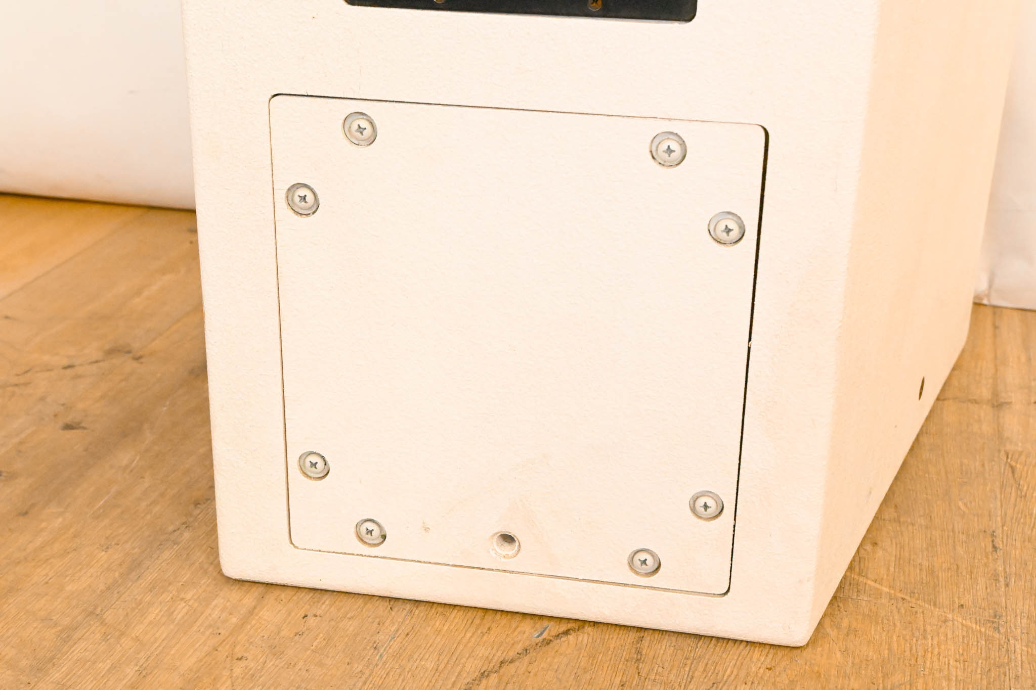 EAW AS460 2-Way Passive Mid/High Loudspeaker