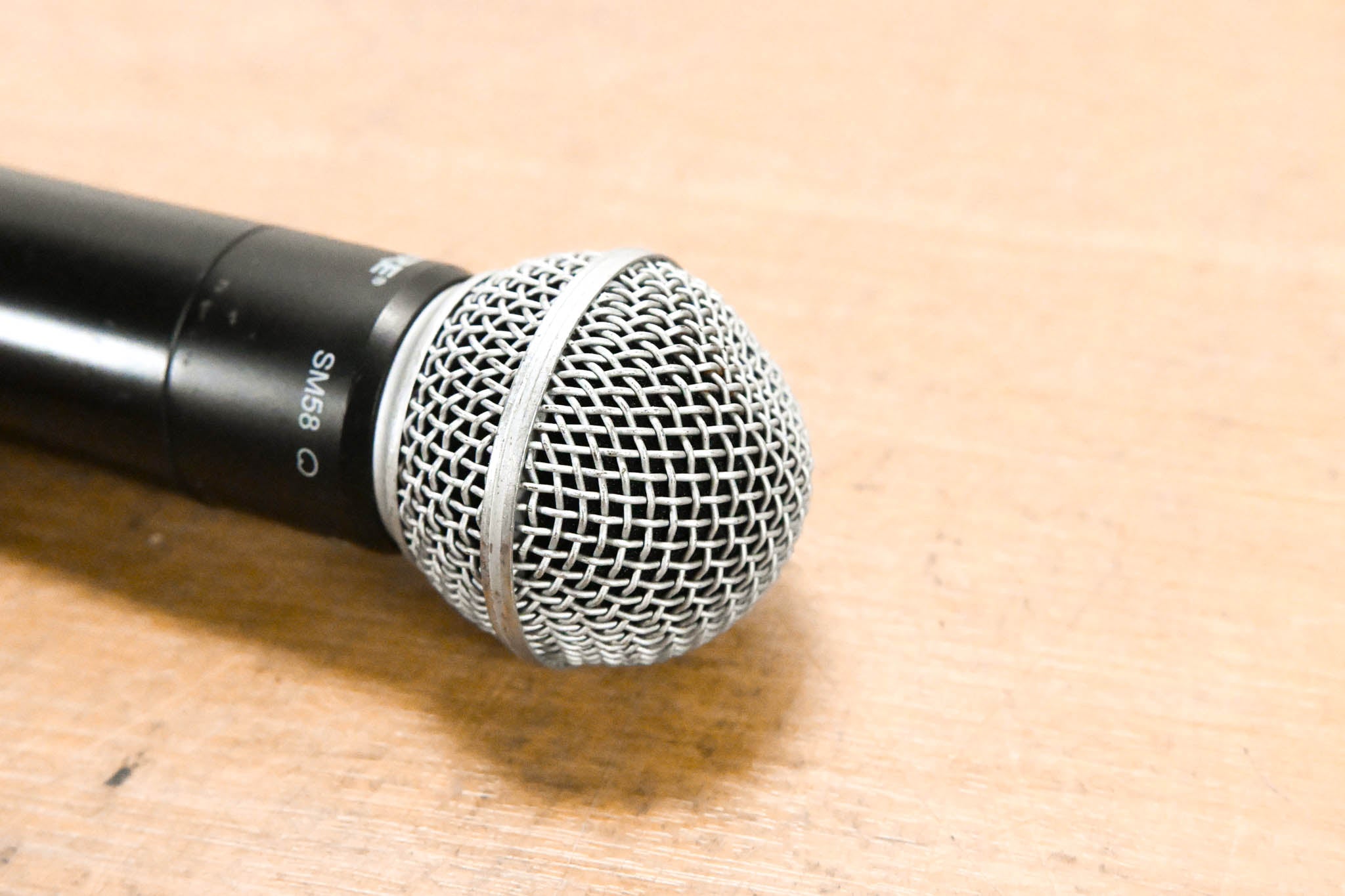 Shure SLX24/SM58 Handheld Wireless System - H5 Band (NO POWER SUPPLY)