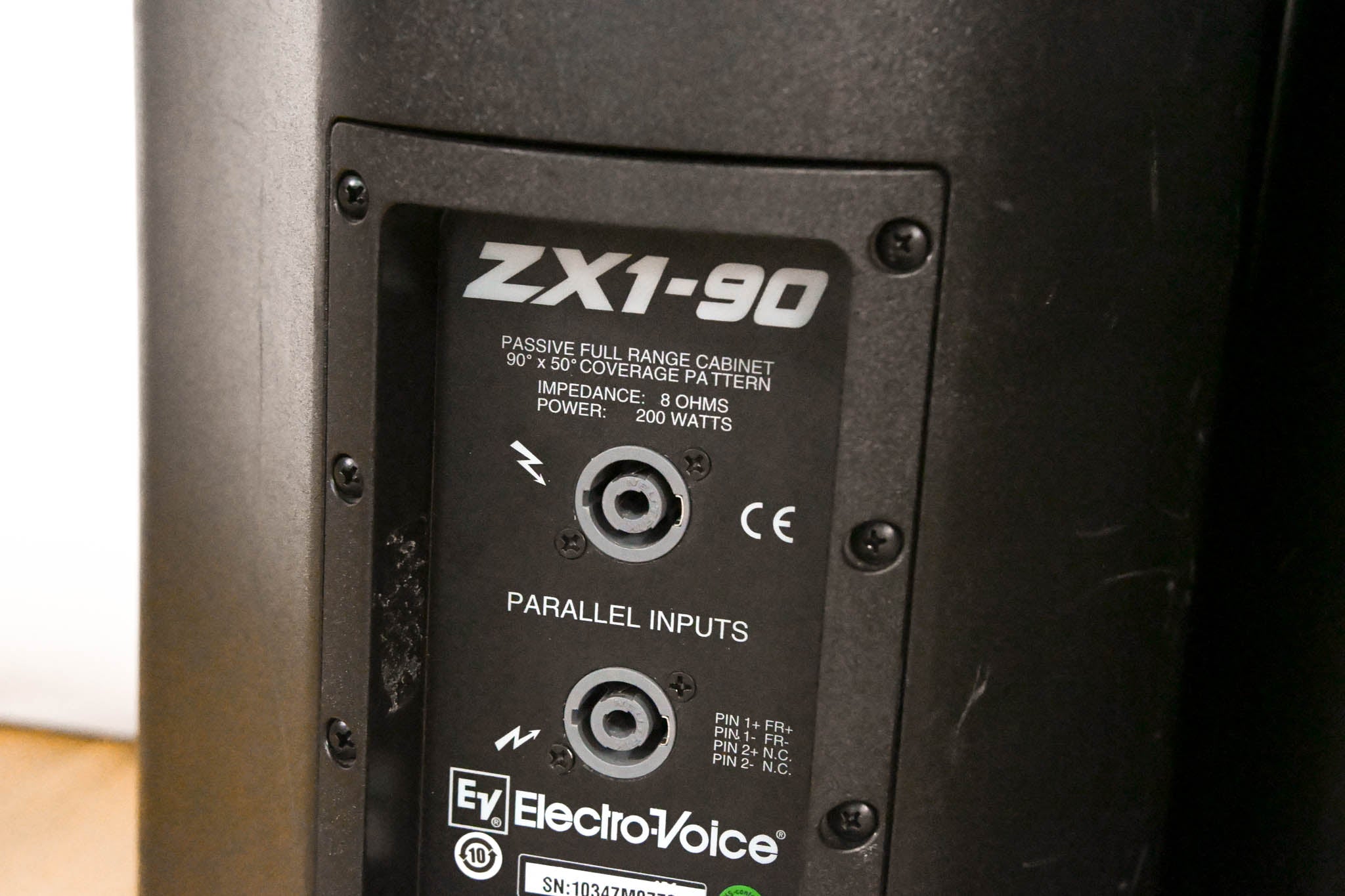 Electro-Voice (EV) ZX1-90 8-inch Two-Way Passive Loudspeaker (PAIR)