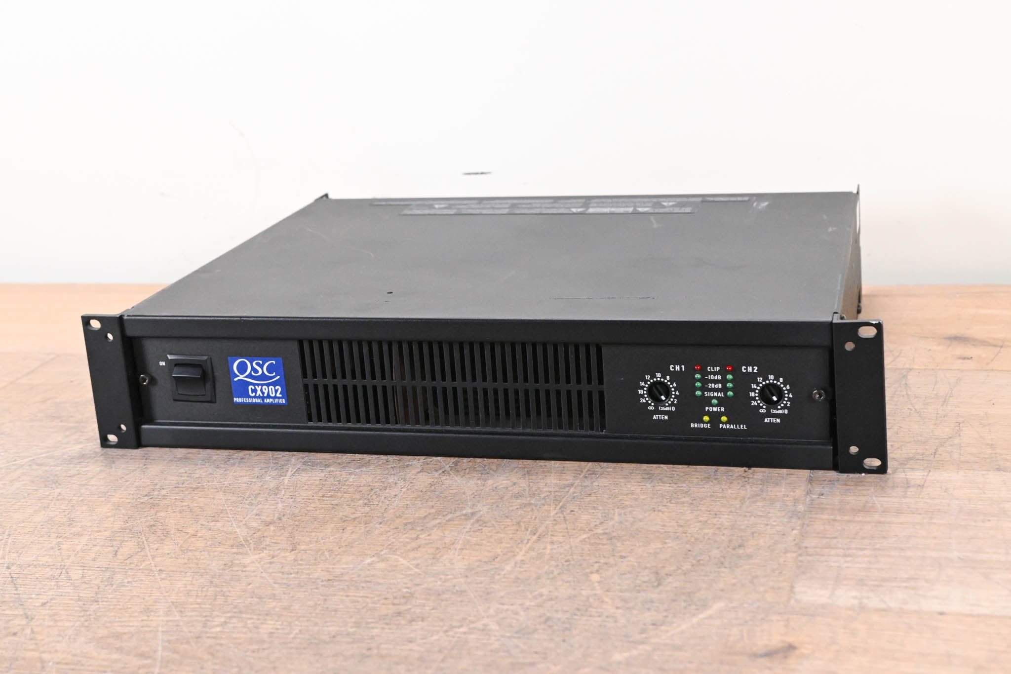 QSC CX902 2-Channel Power Amplifier