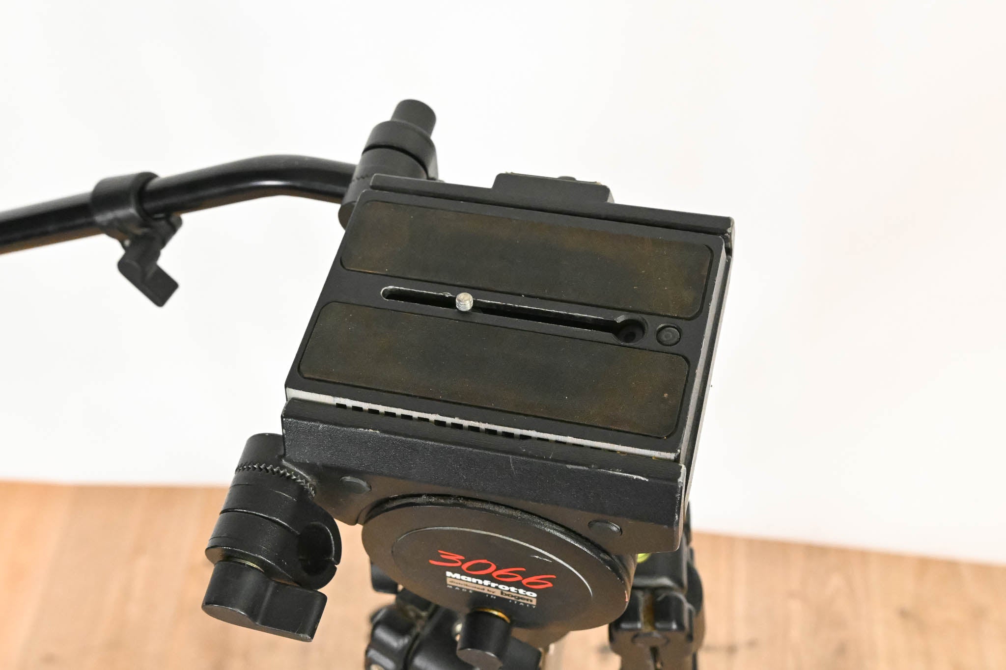 Manfrotto/Bogen 3066 Fluid Head with 3058 Tripod