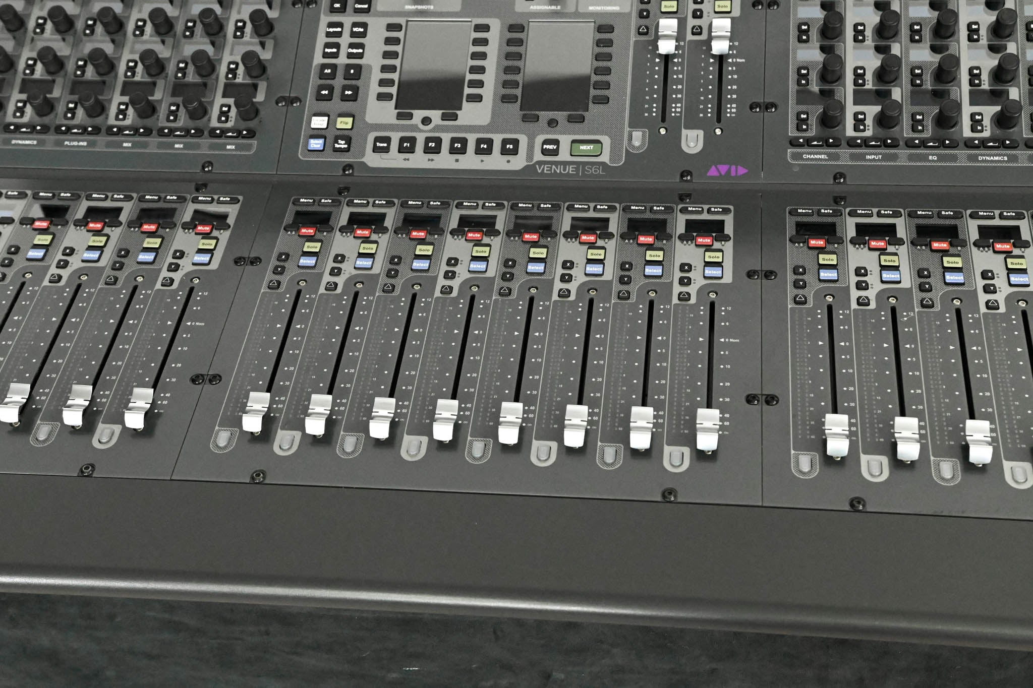 AVID VENUE S6L-24D Surface with E6L-112 Engine & Stage 64 64x32 I/O Rack