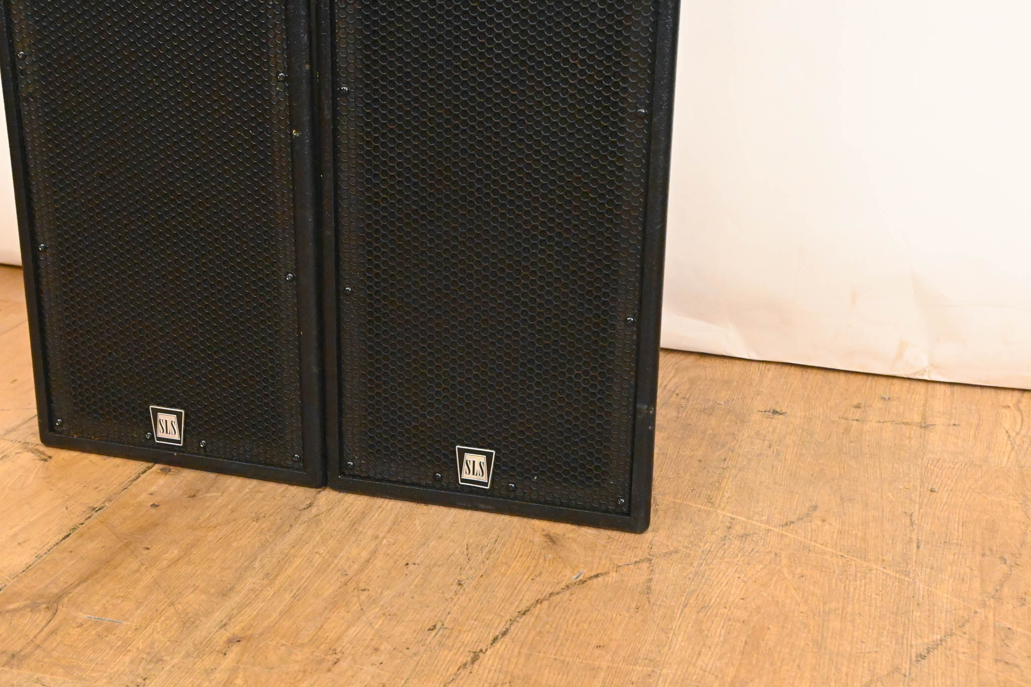 SLS T28R Dual 8" 2-Way Passive Installation Loudspeaker (PAIR)