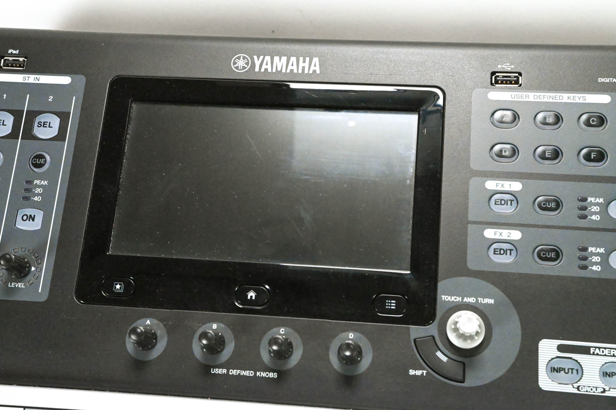 Yamaha TF1 16-Channel Digital Mixing Console