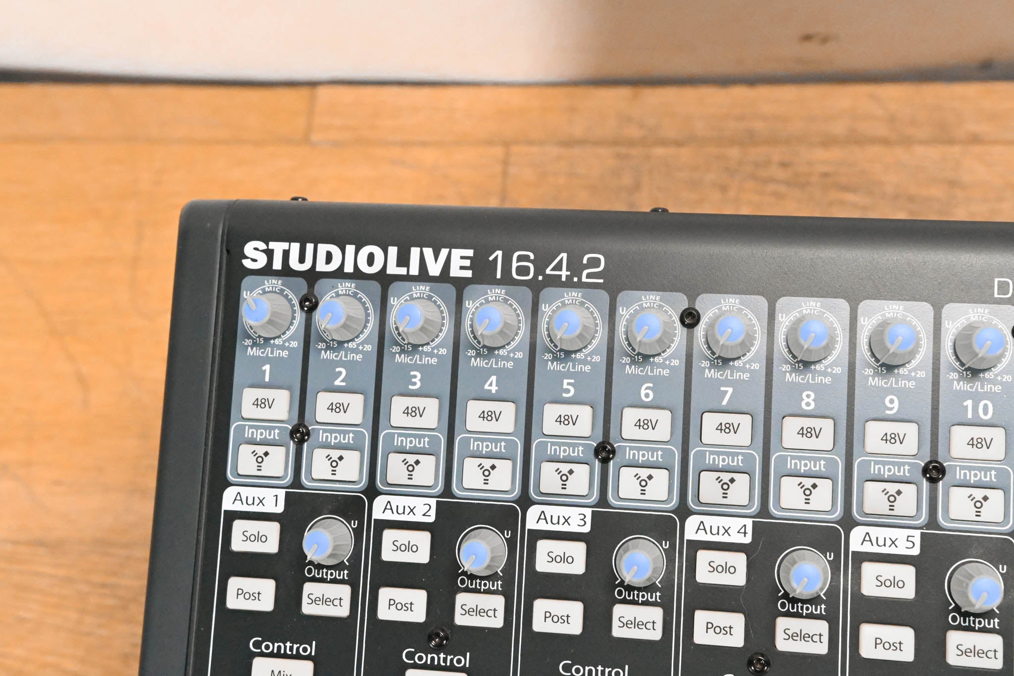 PreSonus StudioLive 16.4.2 16-Channel Digital Audio Mixer