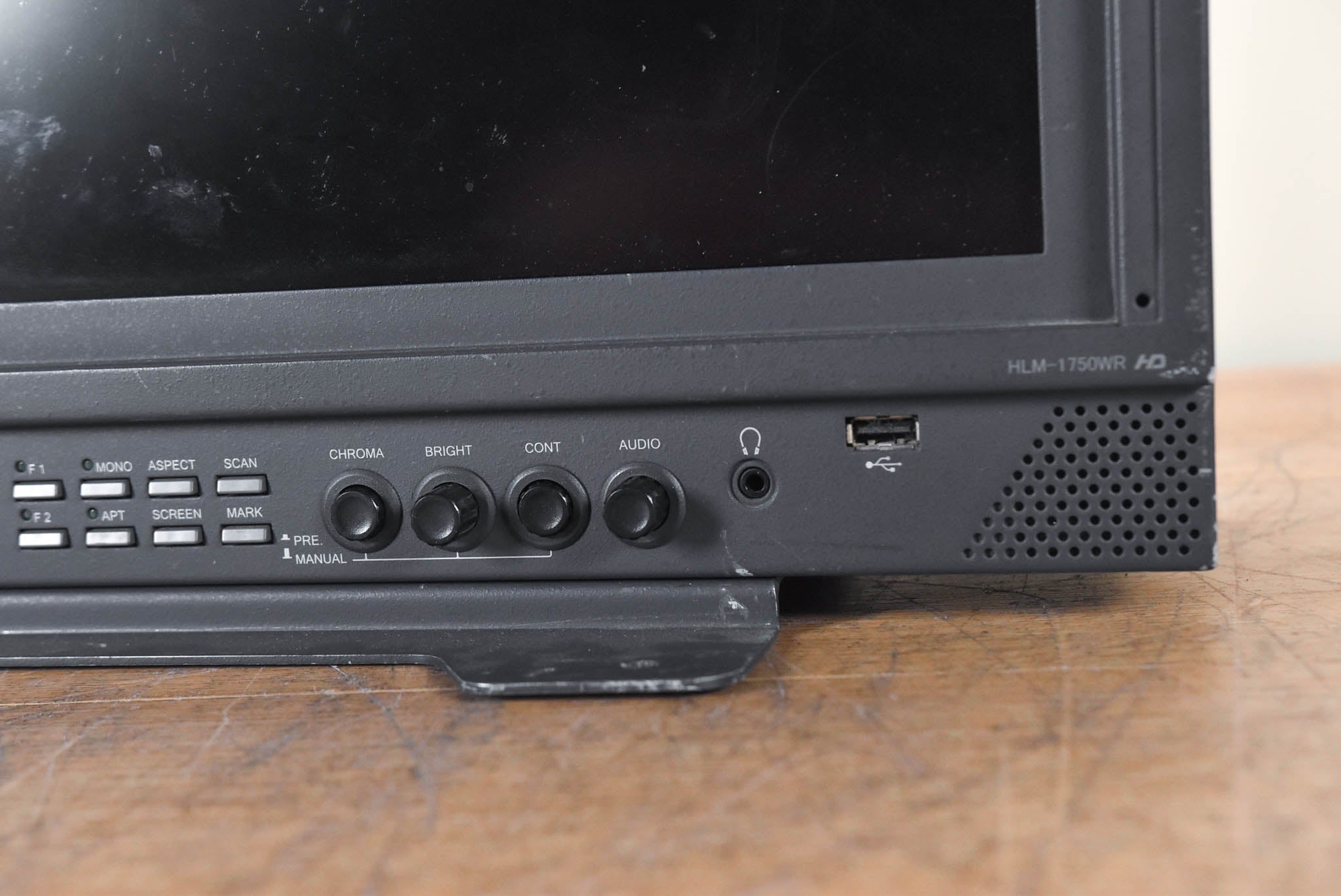 Ikegami HLM-1750WR 17" Full HD HDTV/SDTV Multi-Format LCD Color Monitor