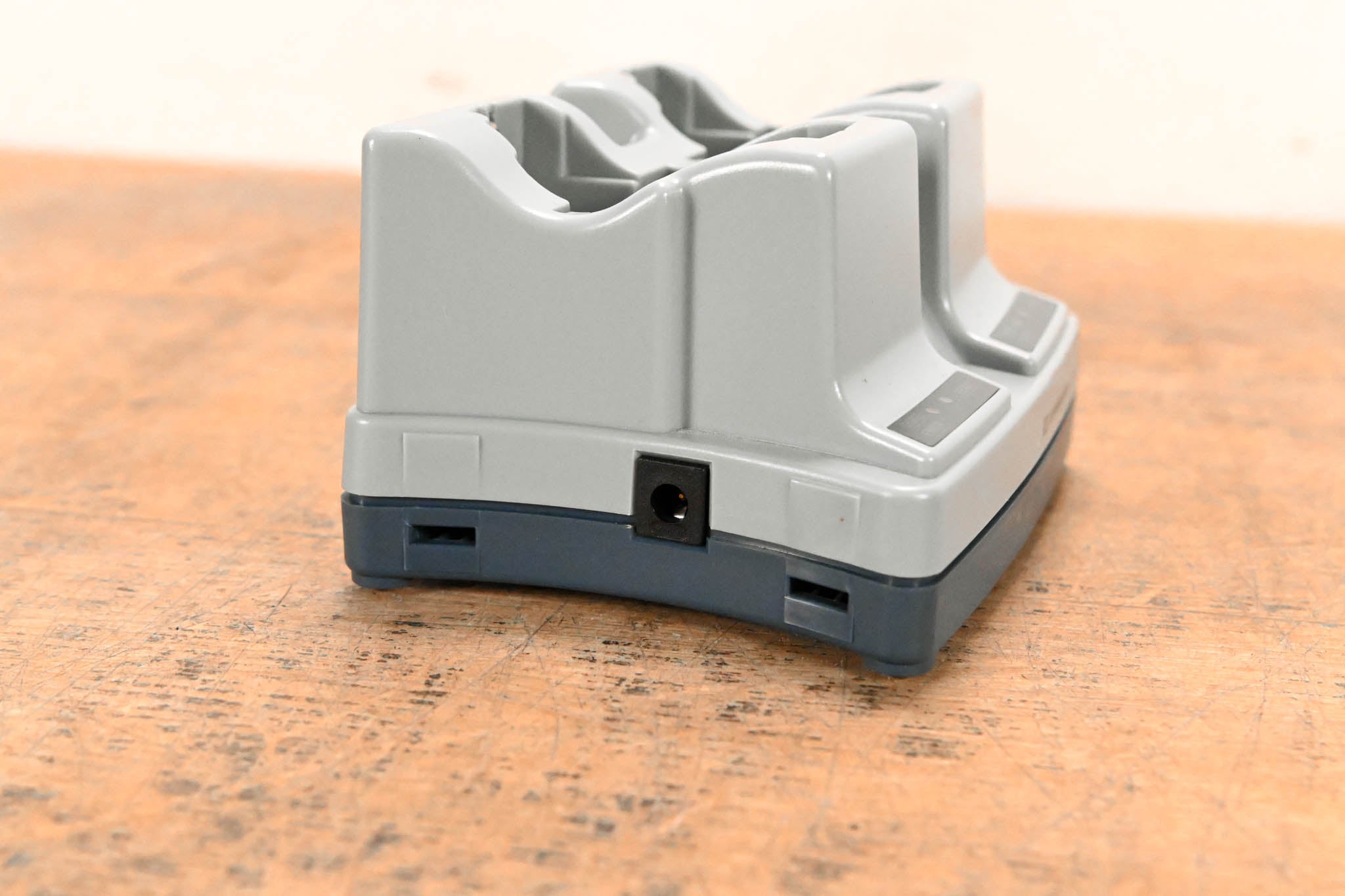 Sennheiser L 2015 Charging Station (NO POWER SUPPLY)