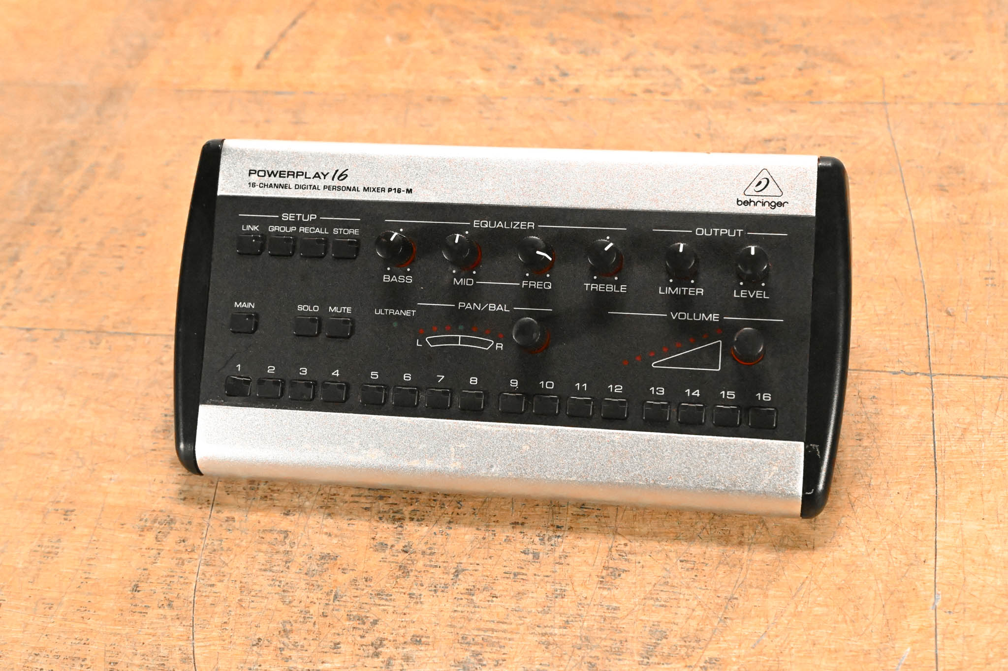 Behringer Powerplay P16-M 16-Channel Digital Personal Mixer