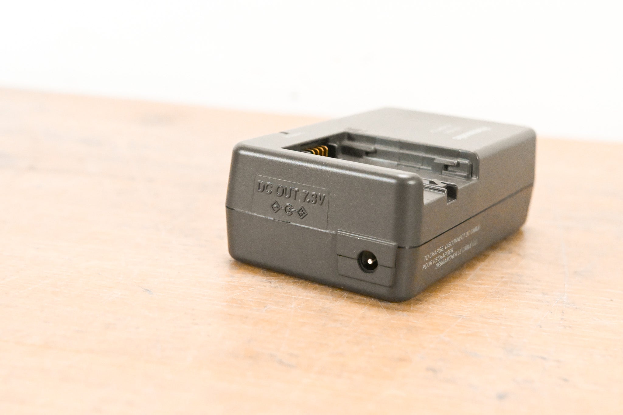 Panasonic VW-AD20 AC Adapter (NO POWER SUPPLY)