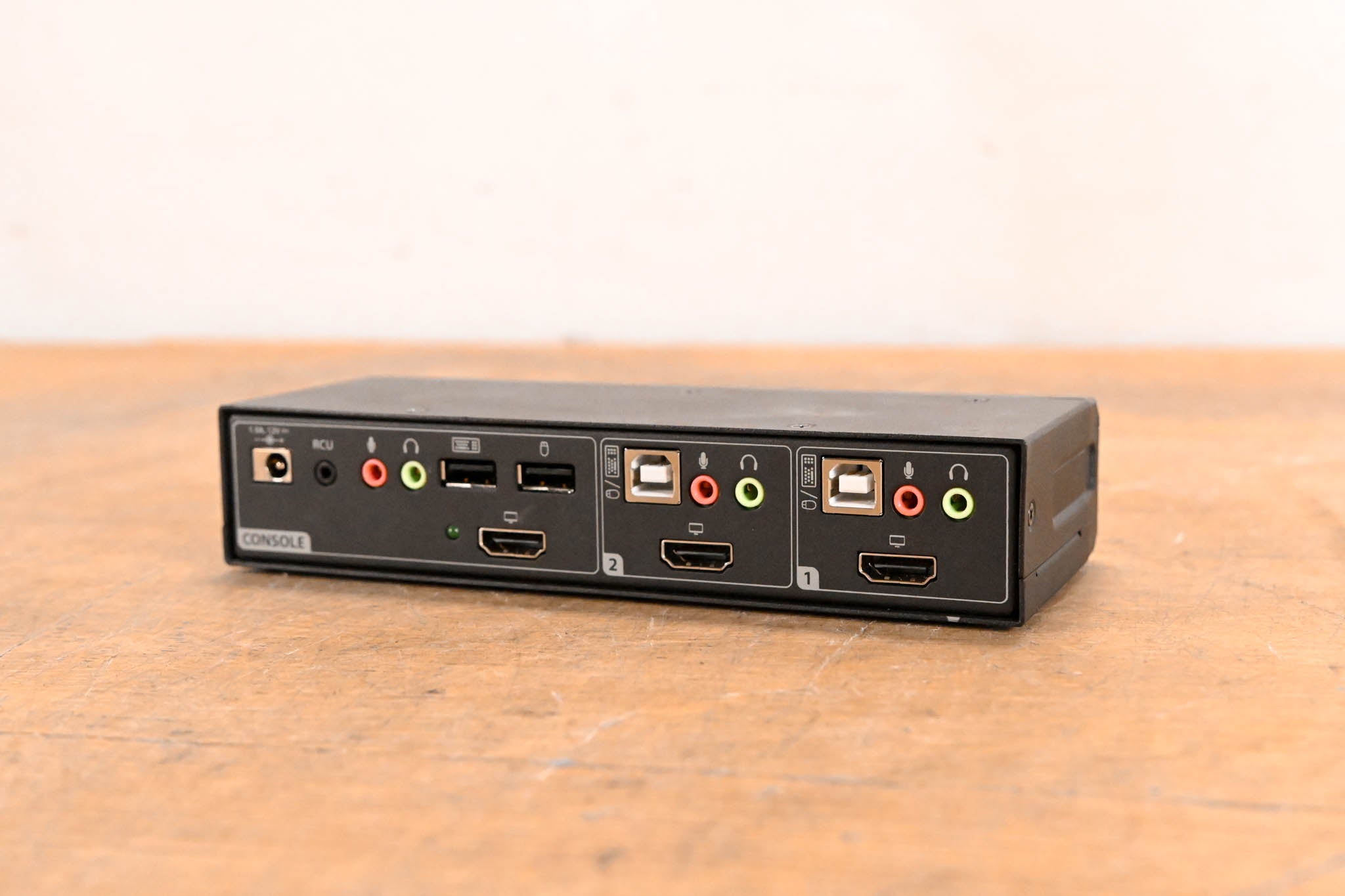 Vertiv Avocent SV220H 2-Port HDMI 4K Desktop KVM Switch (NO PSU)