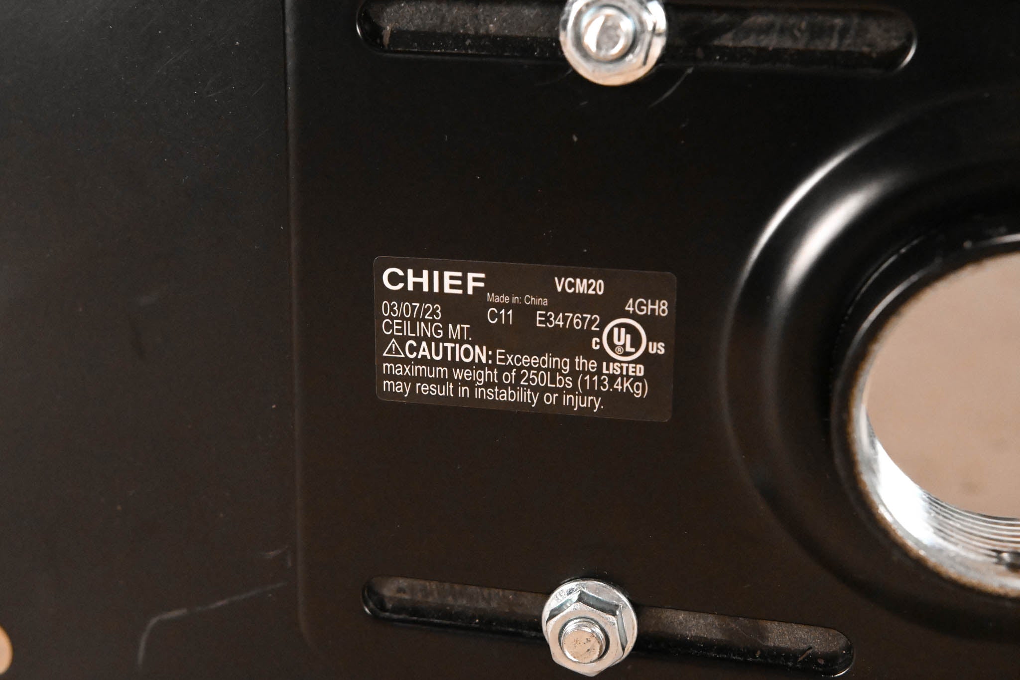 Chief VCM-20 Heavy Duty LCD/CRT Projector Ceiling Mount