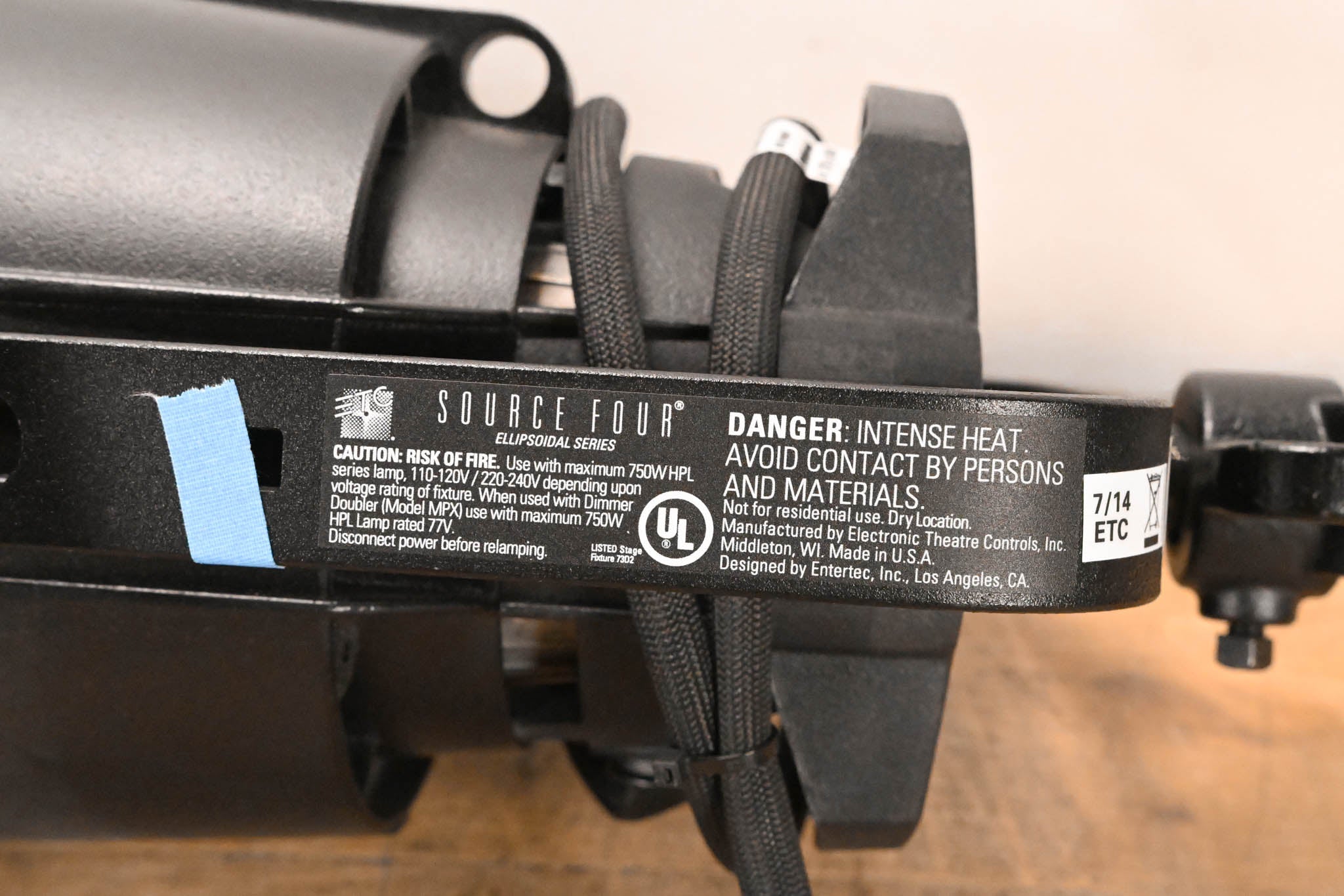 ETC Source Four Zoom 15-30 Degree 750 Ellipsoidal Light