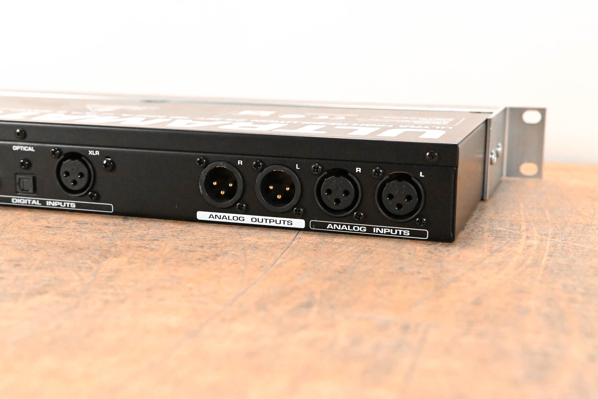 Behringer ULTRAMATCH PRO SRC2496 Sample Rate Converter