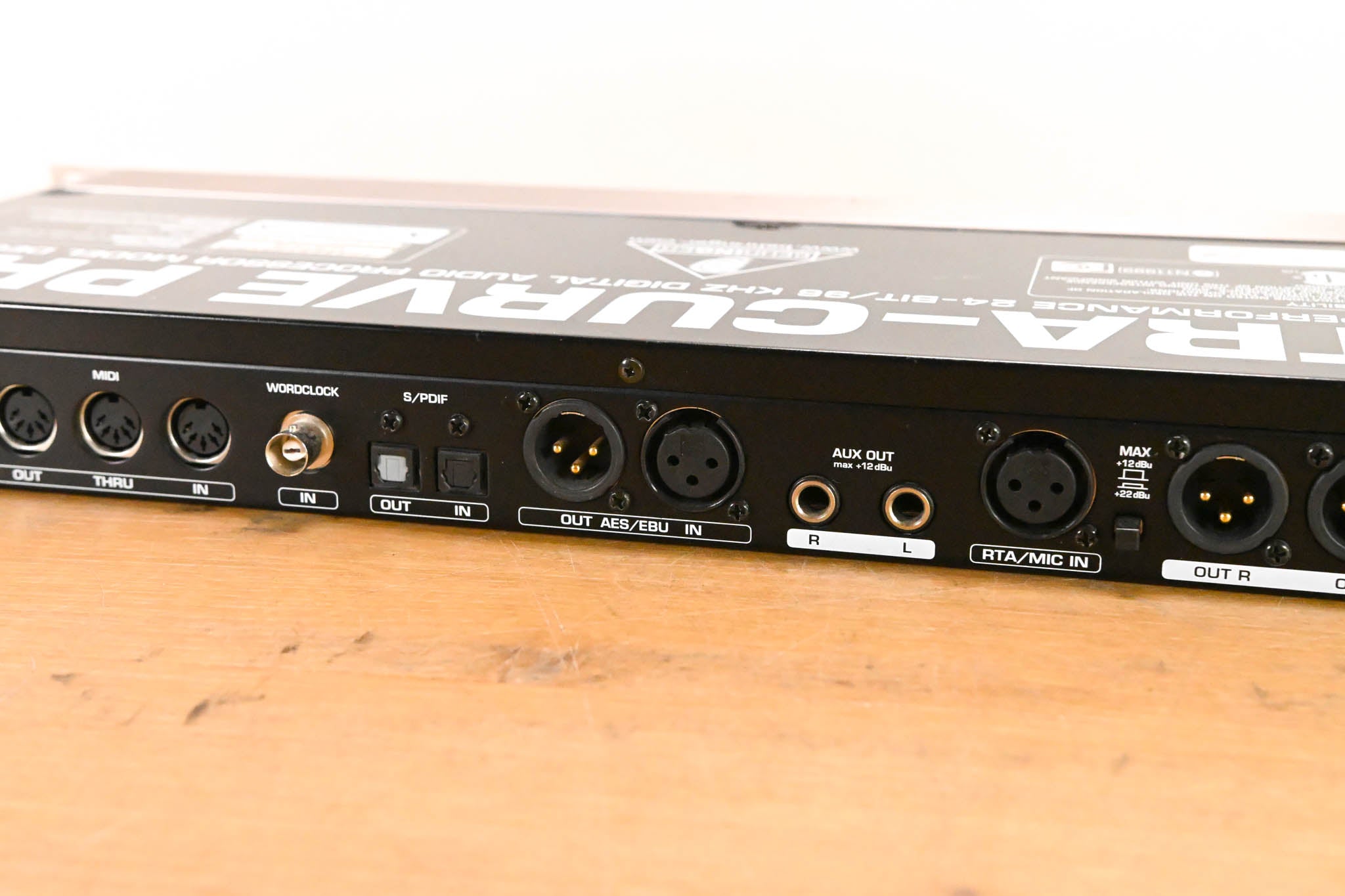 Behringer Ultracurve Pro DEQ2496 Equalizer and Mastering Processor