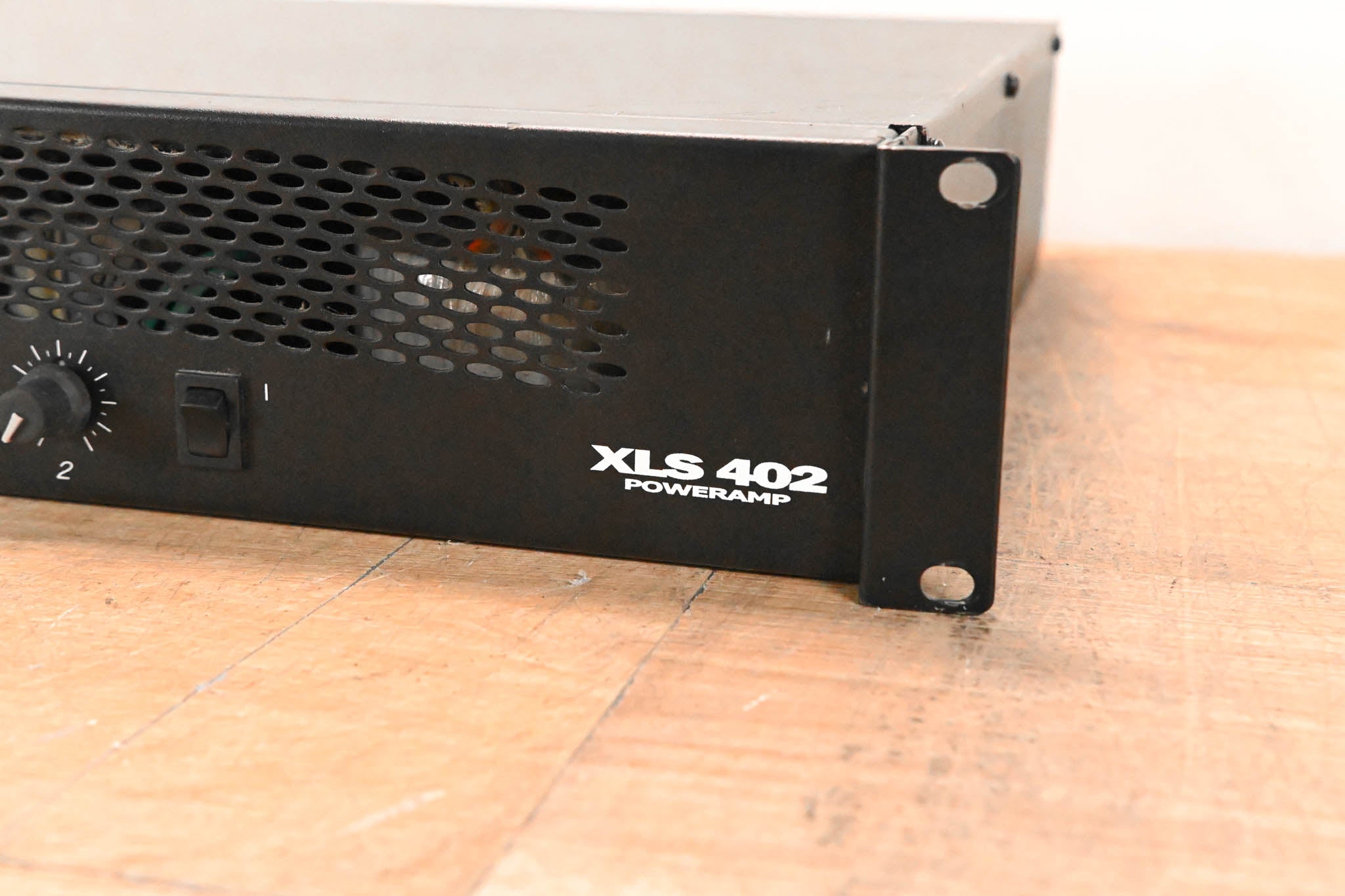 Crown XLS 402 2-Channel Power Amplifier