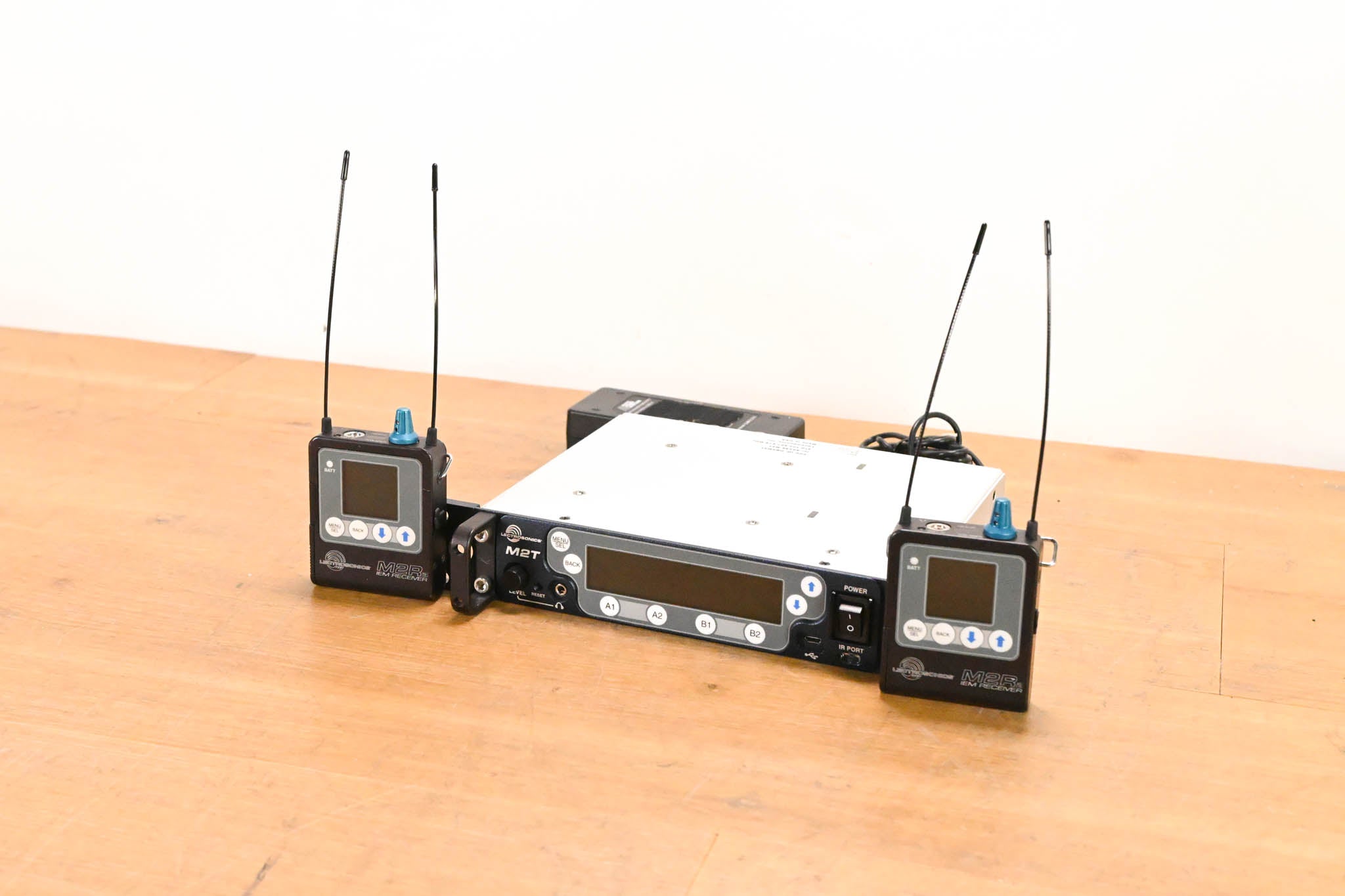 Lectrosonics Duet M2T/M2Ra IEM/IFB System - 470-608 MHz