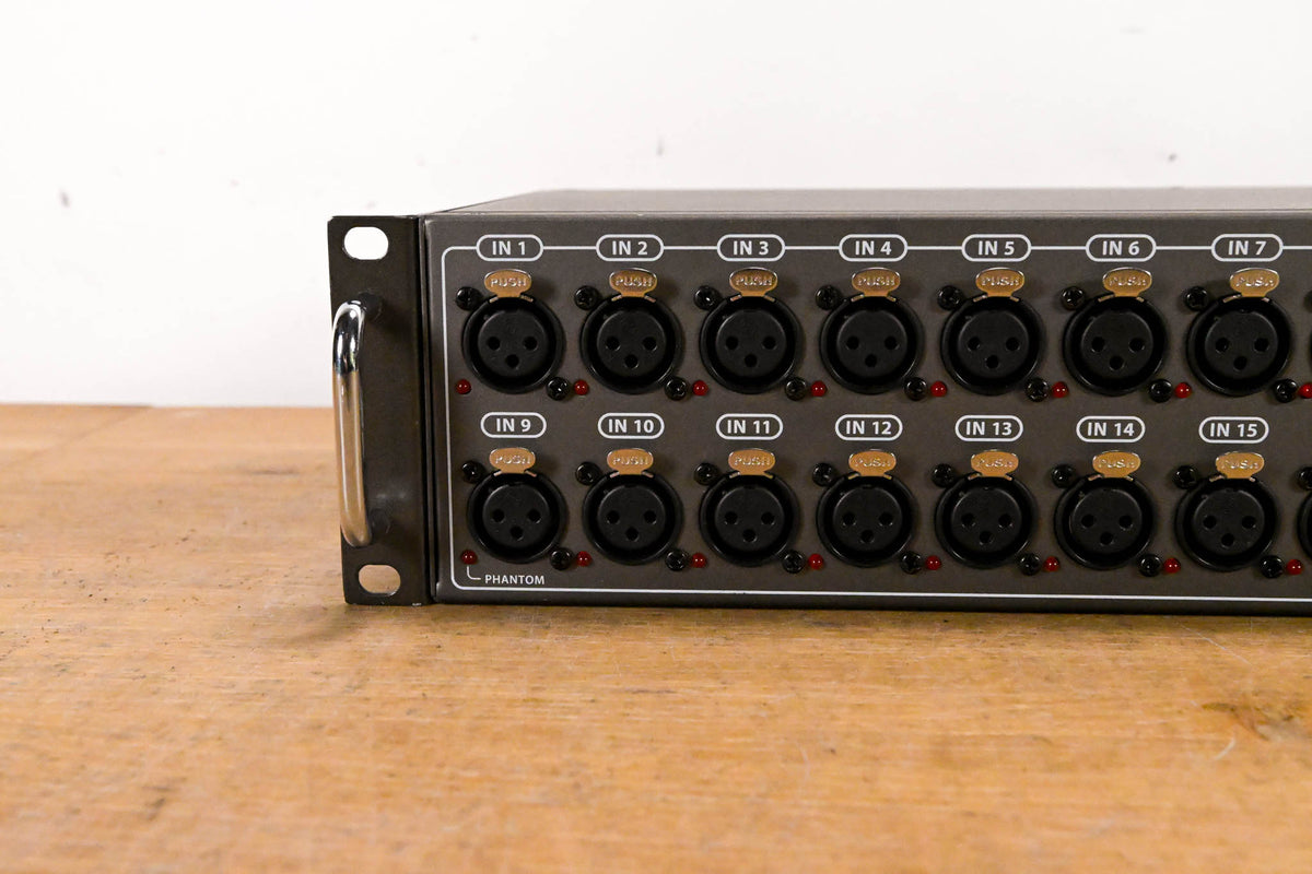 Behringer S16 16 x 8 Digital Stage Box