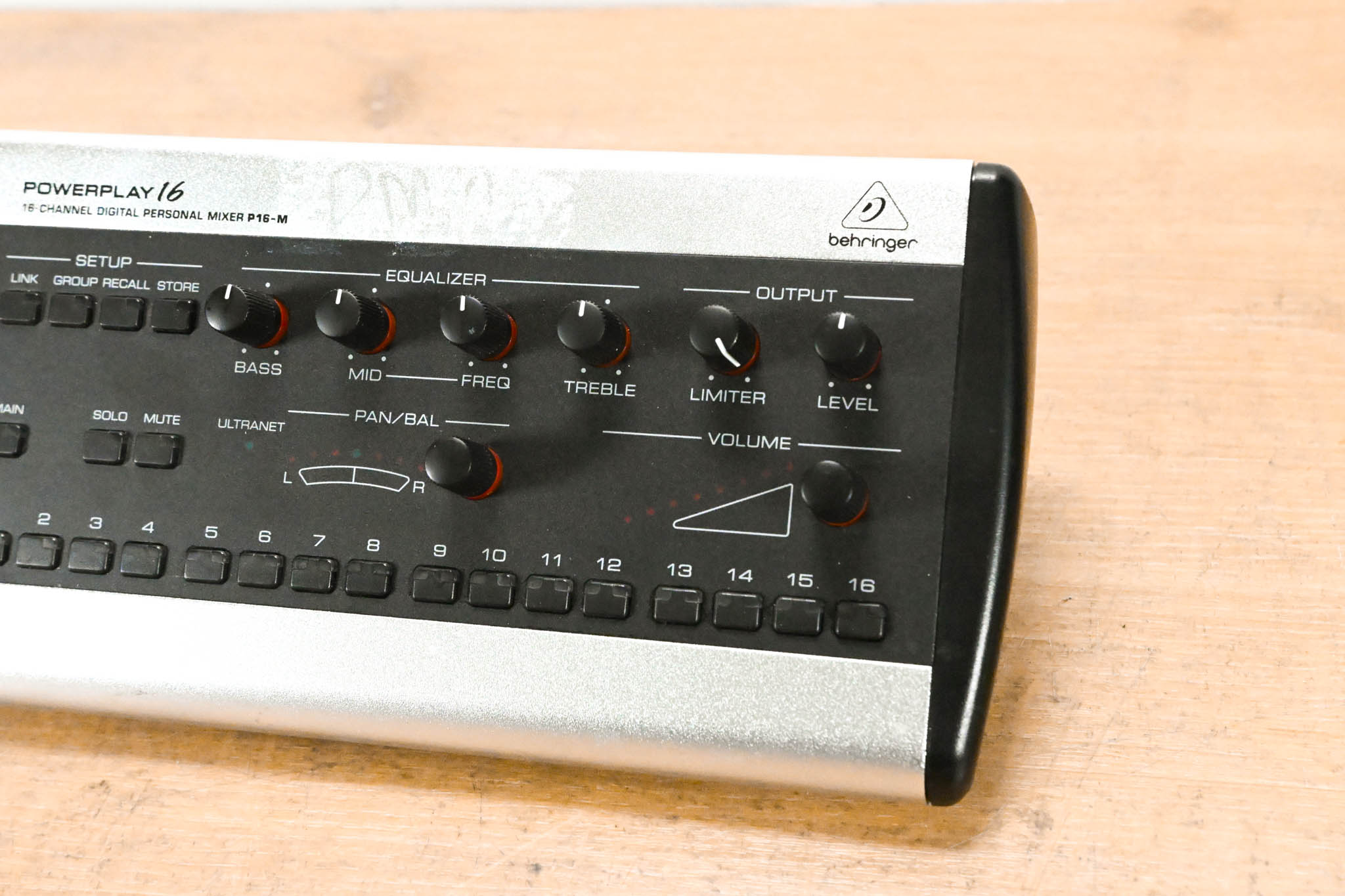 Behringer Powerplay P16-M 16-Channel Digital Personal Mixer