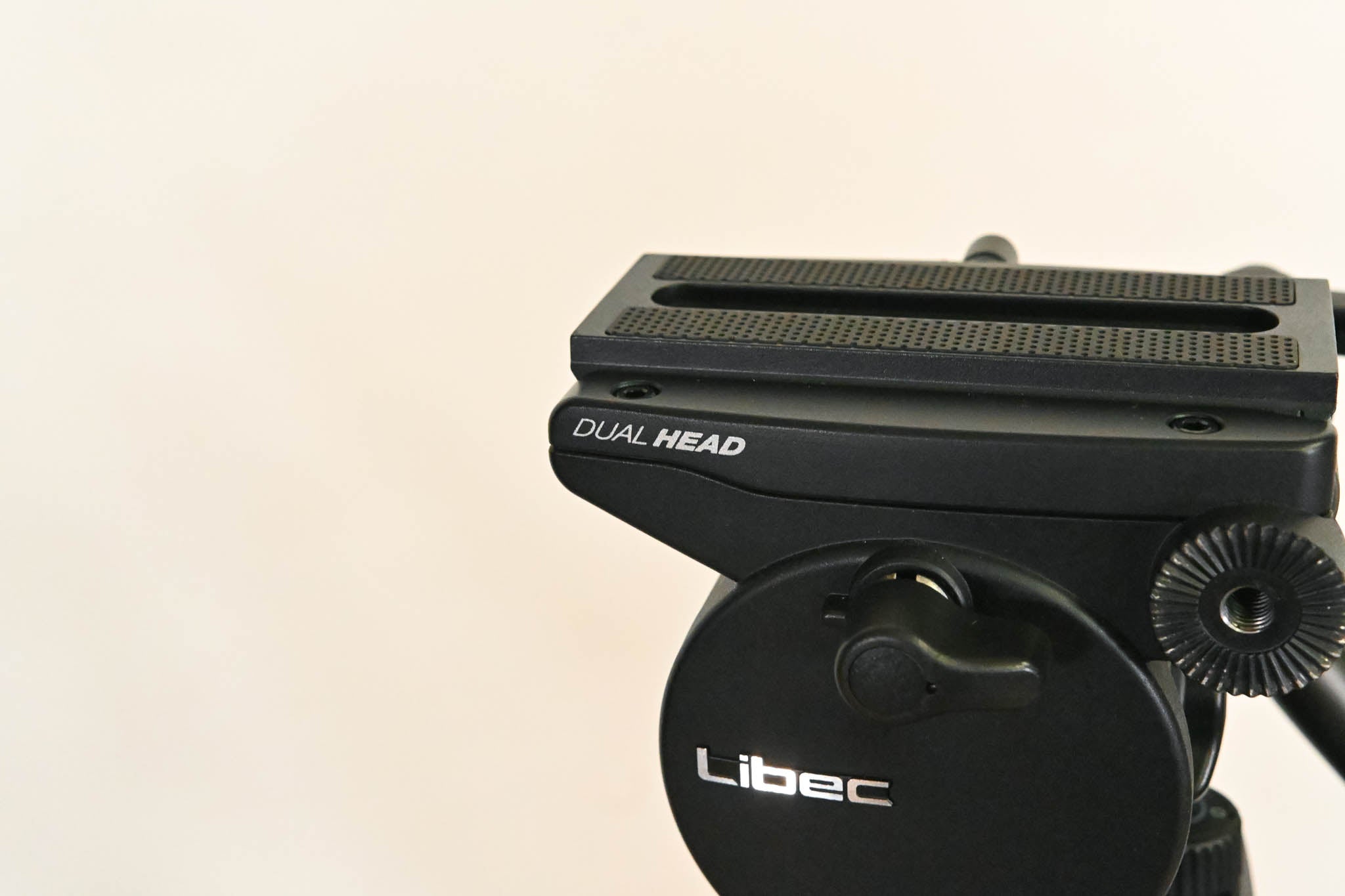 Libec RH45D Fluid Head with RT40RB Tripod Legs and BR-6B Spreader