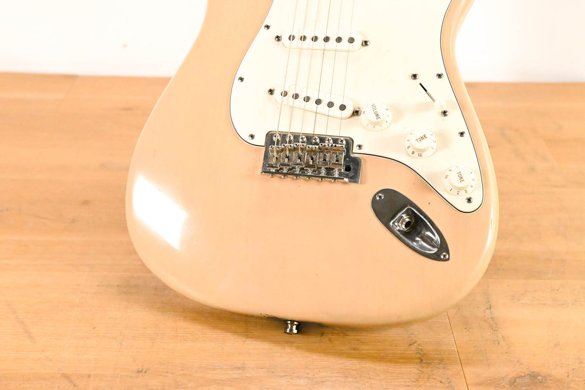 Fender Highway One Strat 2008 Beige / Light Tan Rosewood (Modified)