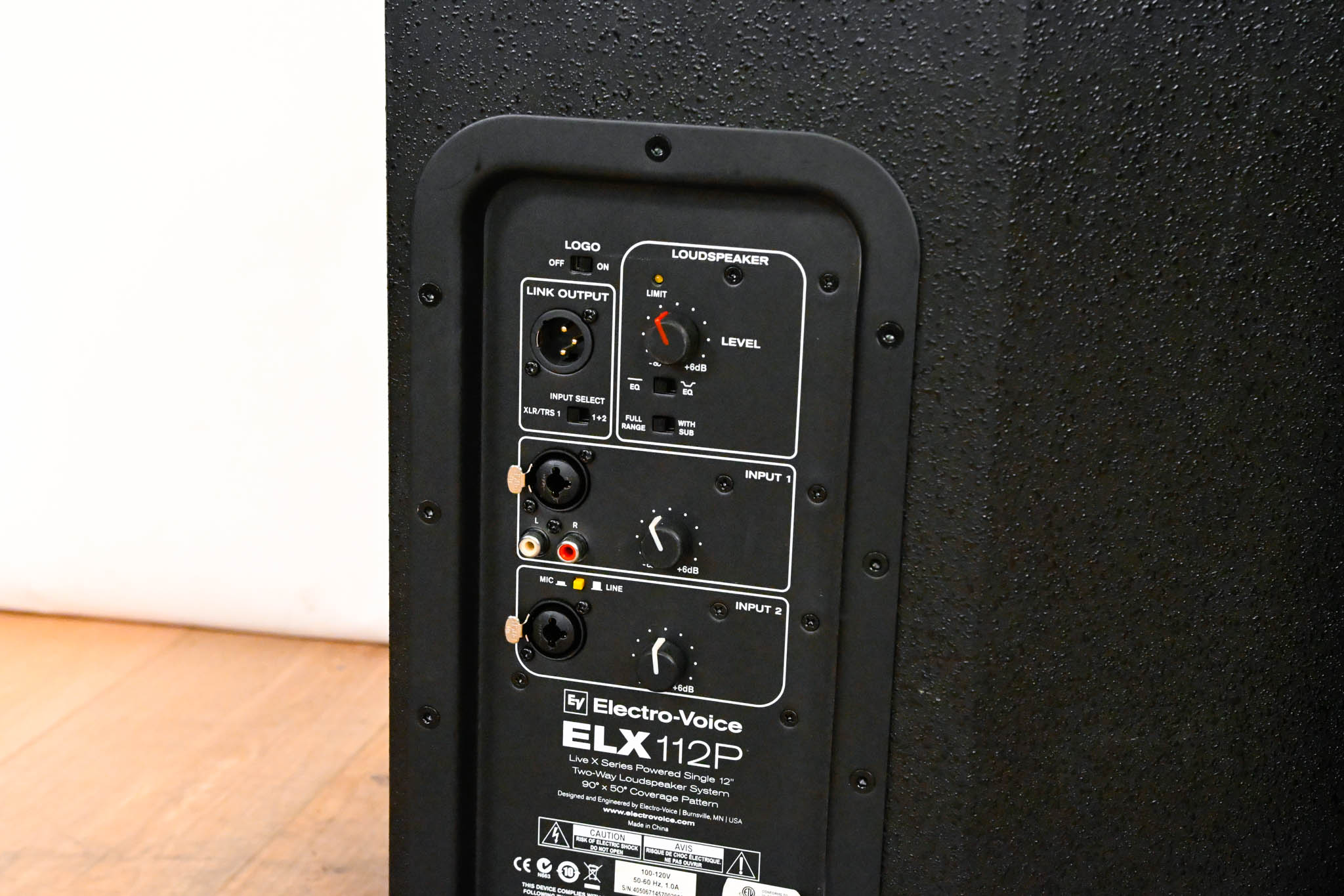 Electro-Voice (EV) ELX112P 12" Live X Two-Way Powered Loudspeaker (PAIR)