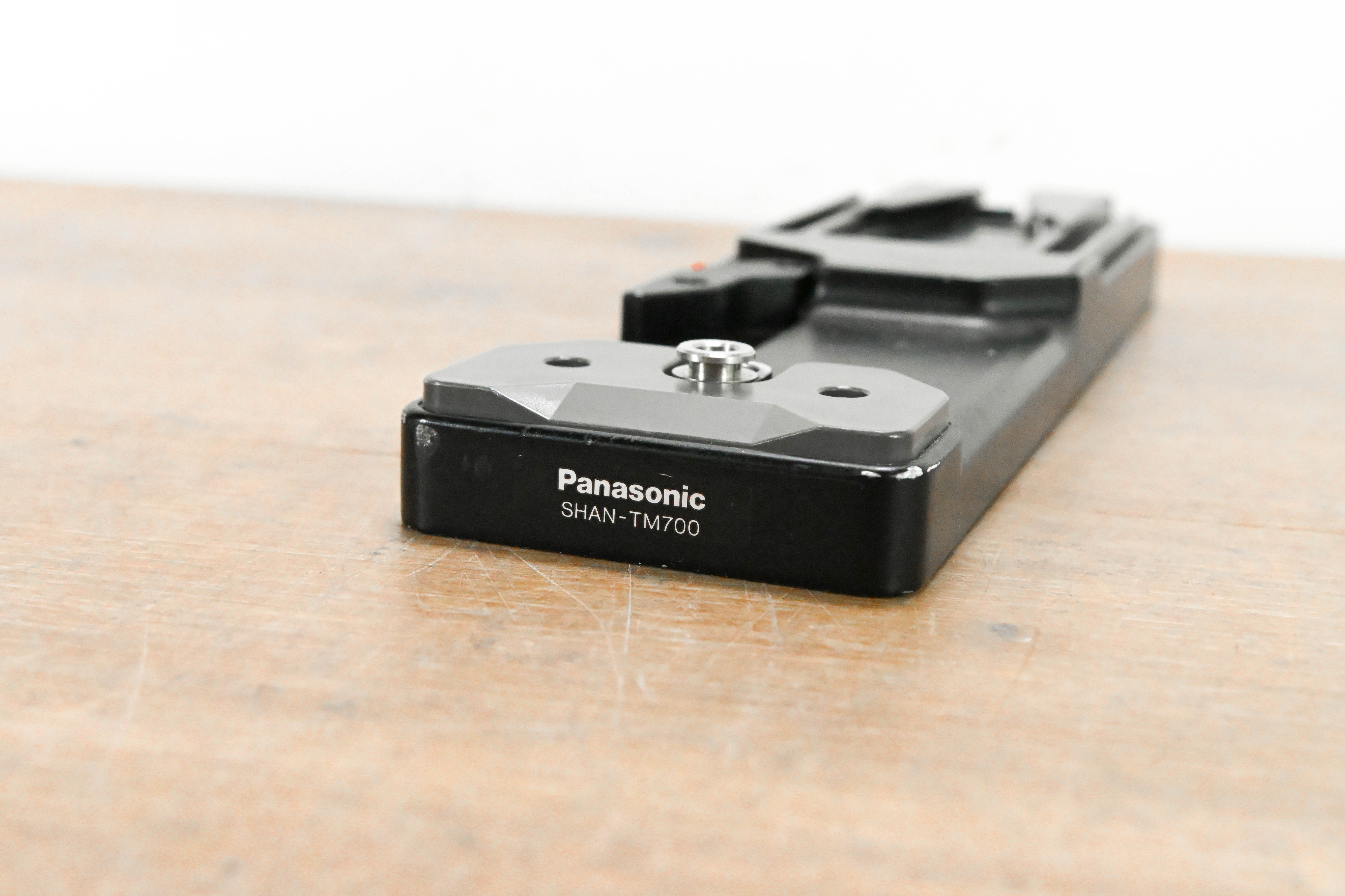 Panasonic SHAN-TM700 Quick Release Tripod Adapter