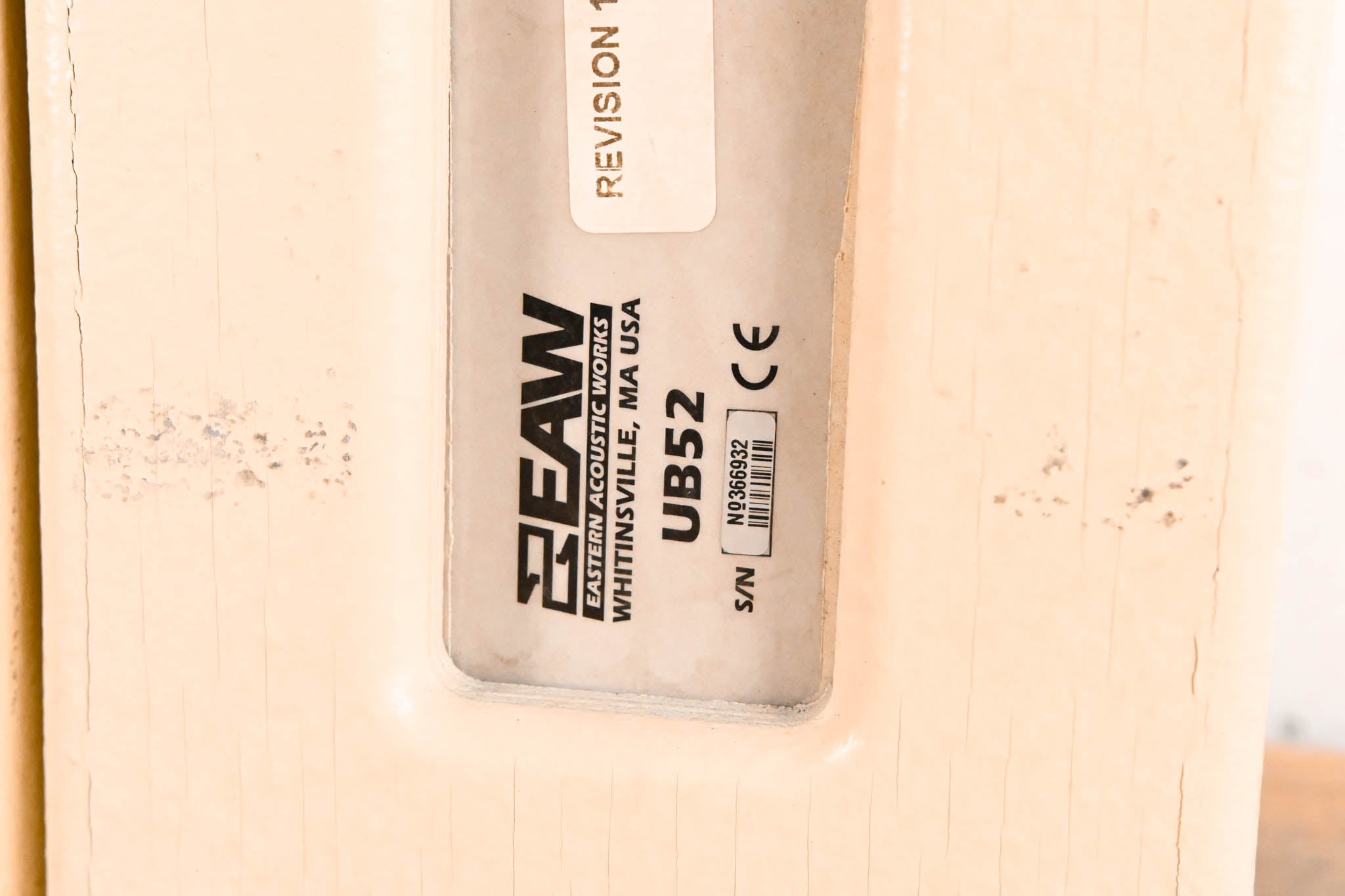 EAW UB52 Two-Way Full-Range Loudspeaker - White (PAIR)