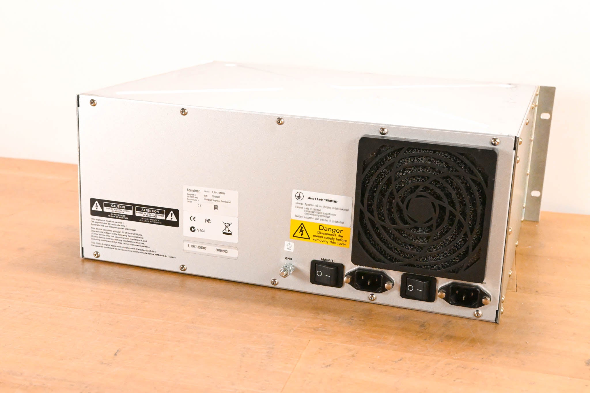 Soundcraft Compact Stagebox - 32 Mic/Line Inputs, 16 Line Outputs