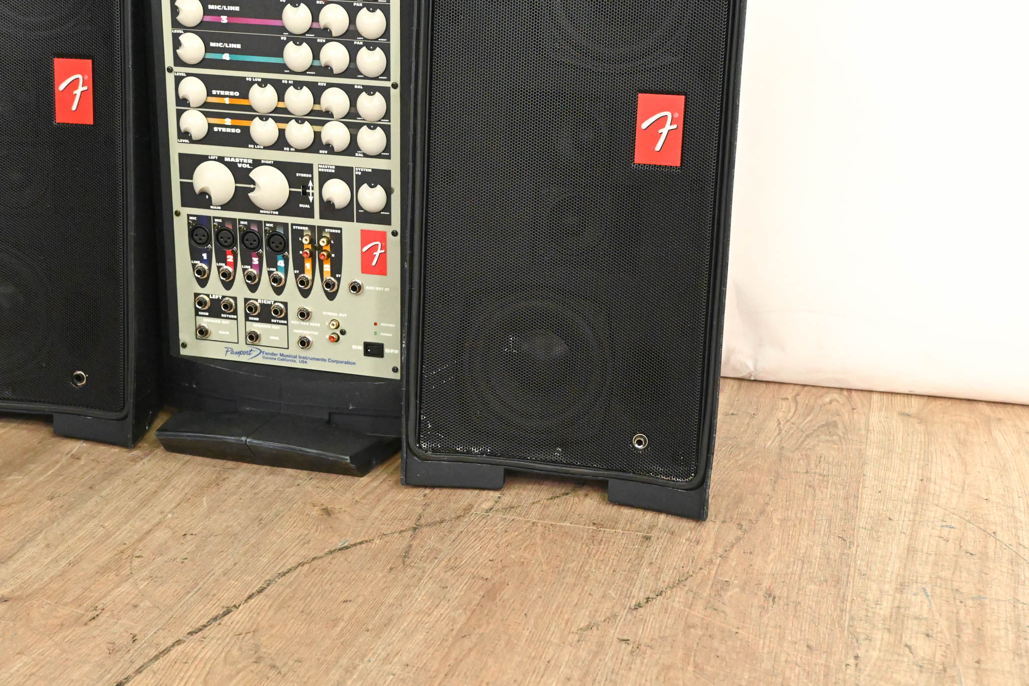 Fender PD-250 Passport 250W Portable PA System