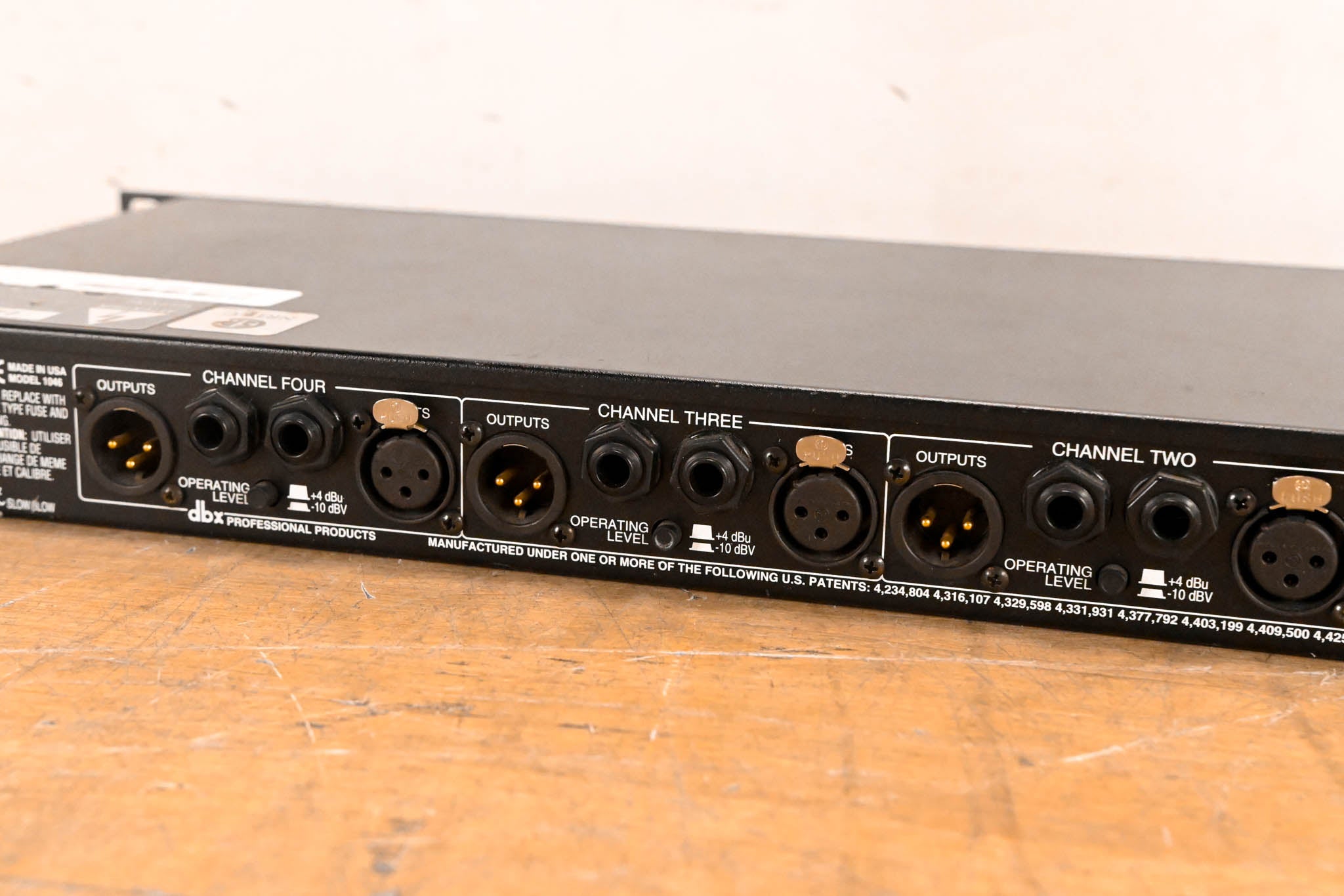 dbx 1046 Quad Compressor/Limiter