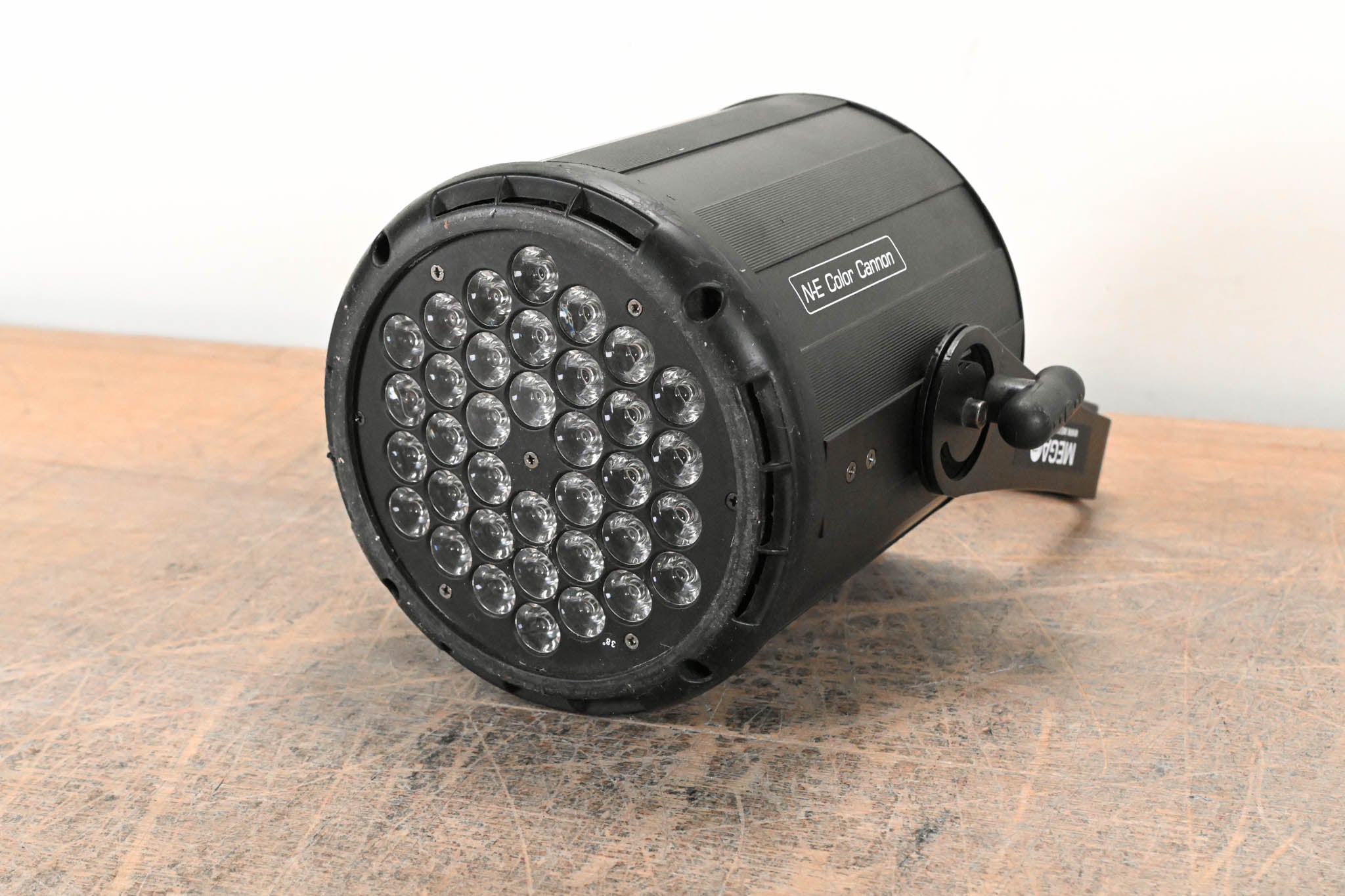 MEGA-LITE 4025 N-E Color Cannon LED Light