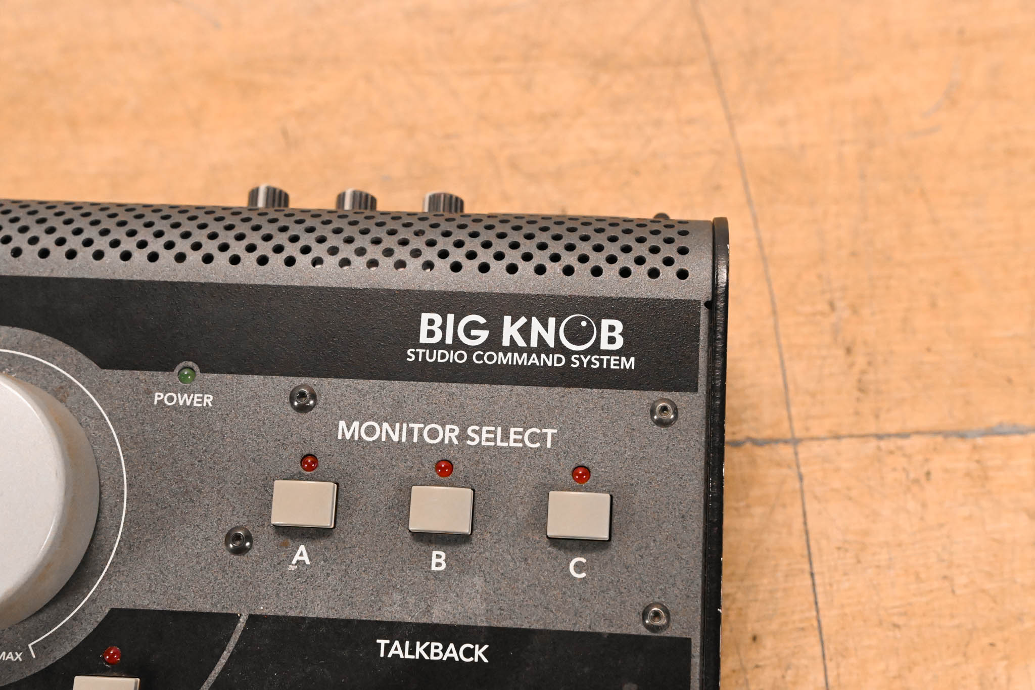 Mackie Big Knob Studio Command System