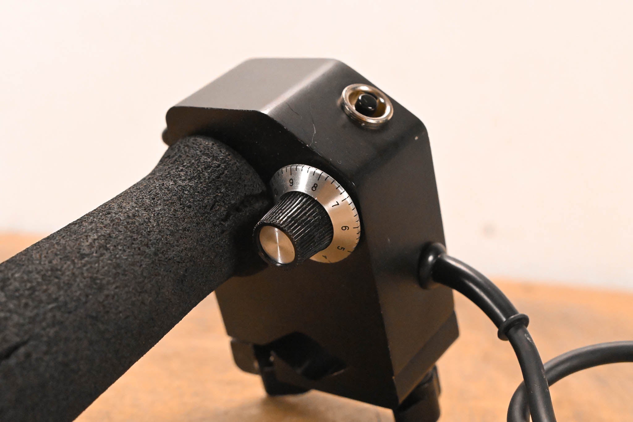 VariZoom VZ-PRO-F 8-pin Fujinon Zoom Control