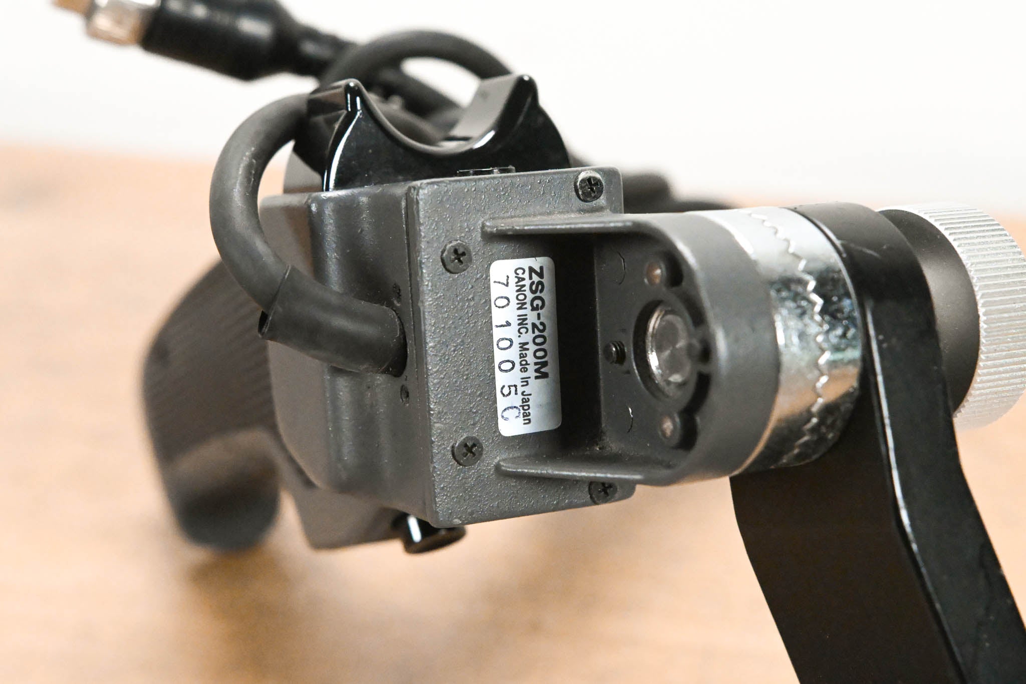 Canon ZSG-200M Zoom Servo Grip Controller w/ CR-10 Clamper