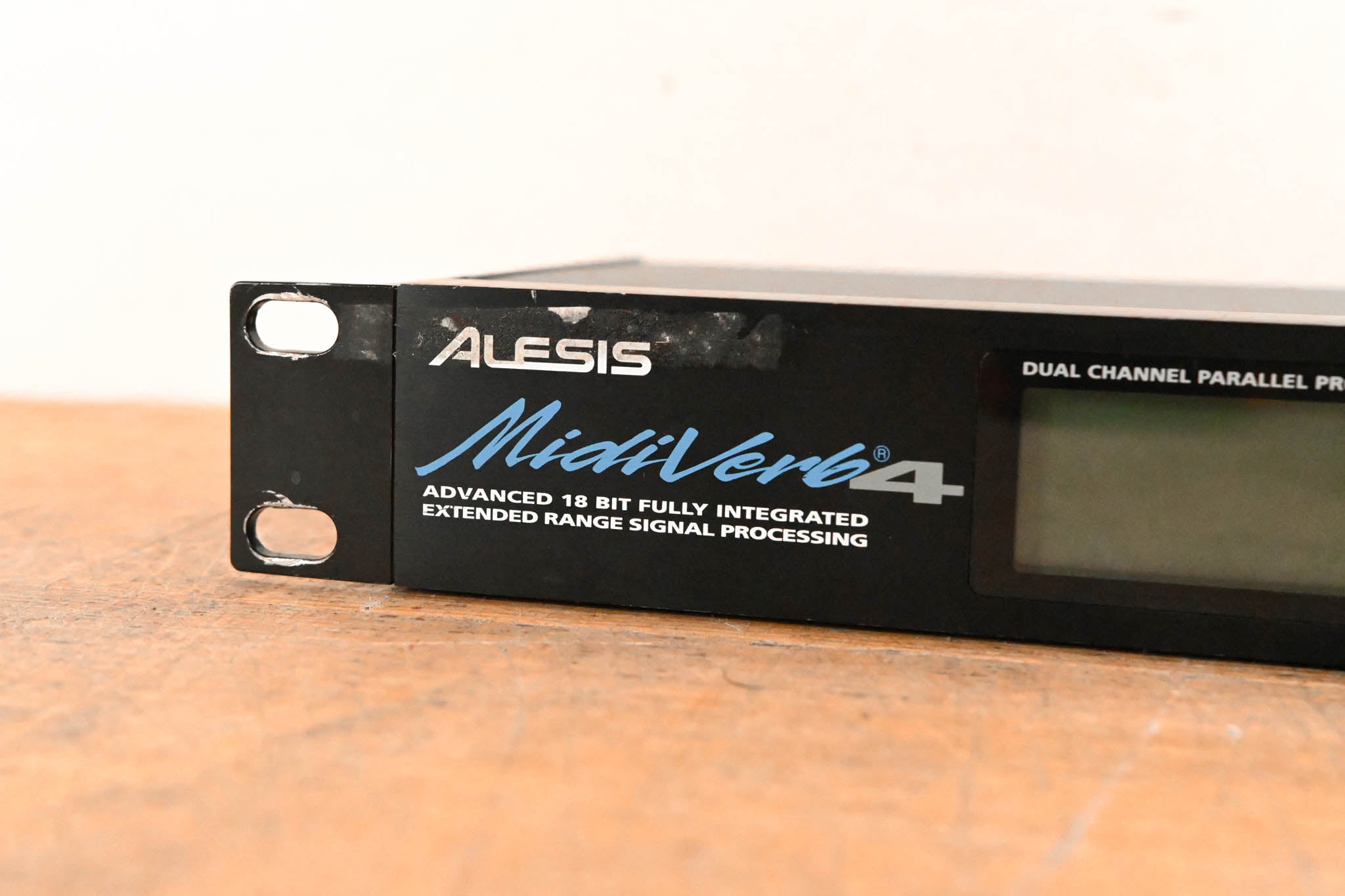 Alesis MidiVerb 4 Dual-Channel Parallel Multi-Effects Processor (NO PSU)