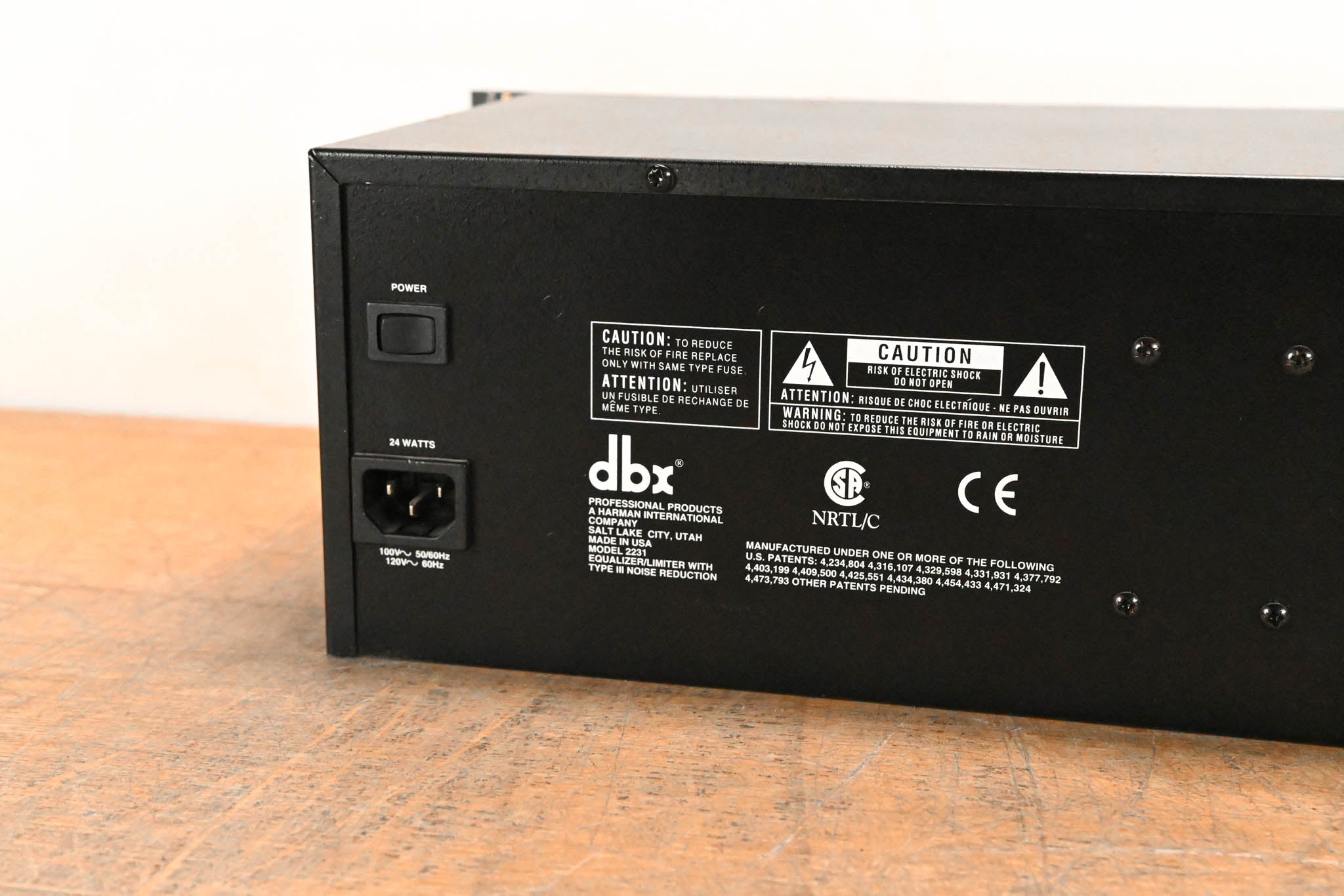 dbx 2231 Dual-Channel 31-Band Graphic Equalizer/Limiter